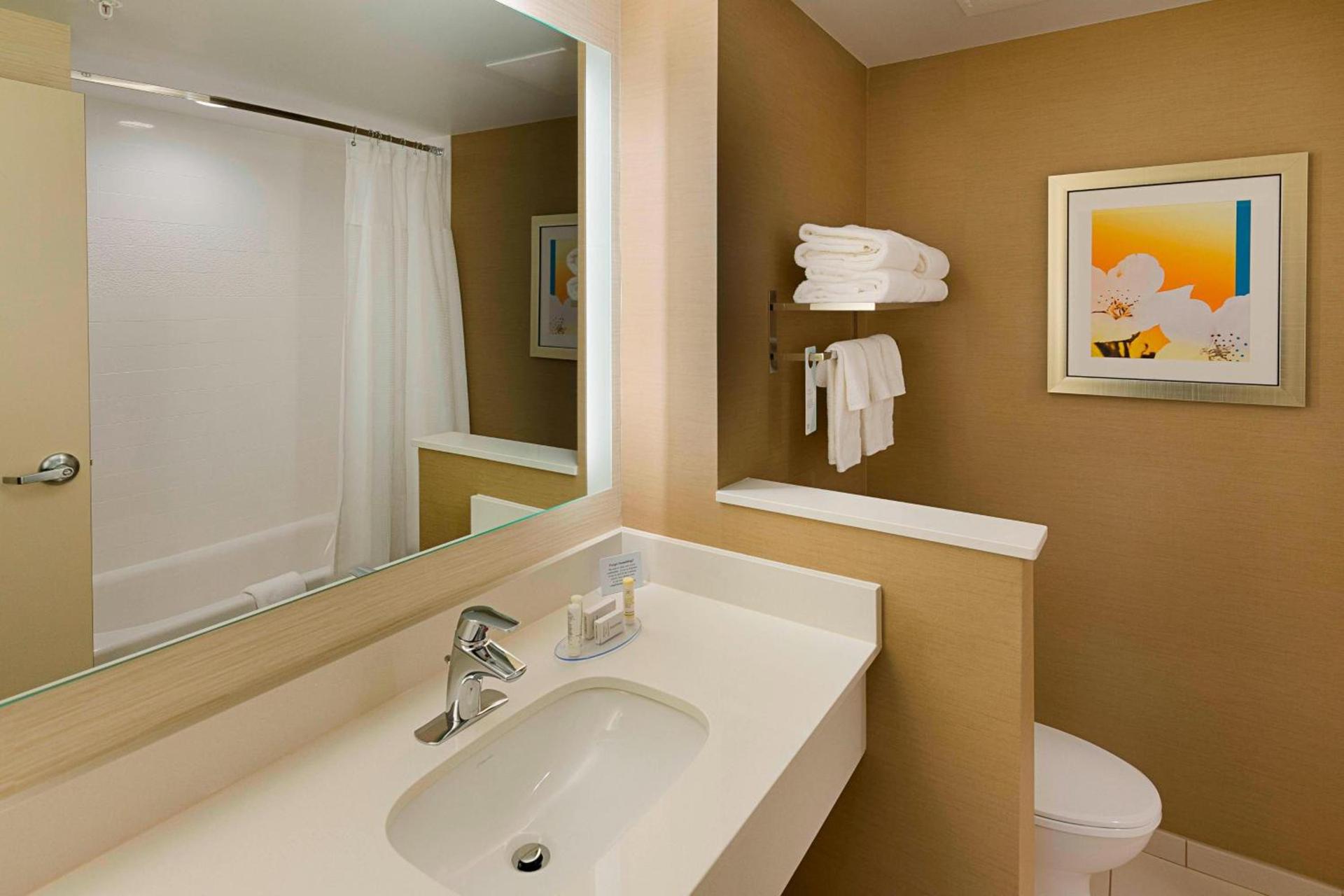 Fairfield Inn & Suites by Marriott Abingdon photo 6