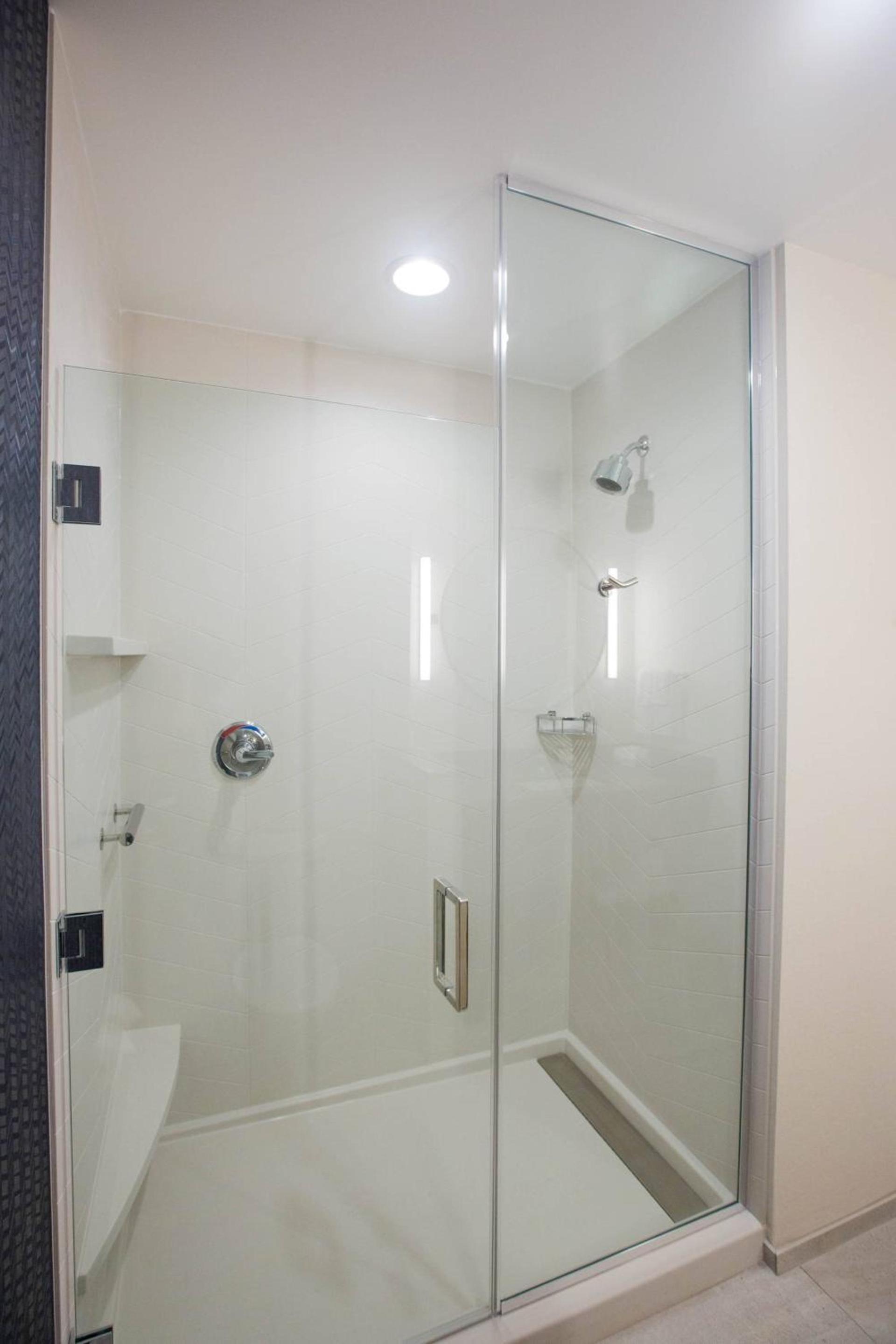 Fairfield Inn & Suites by Marriott Philadelphia Broomall/Newtown Square photo 10