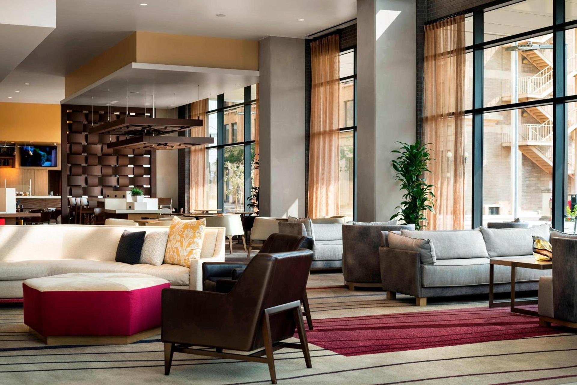 Courtyard by Marriott Phoenix Downtown photo 3