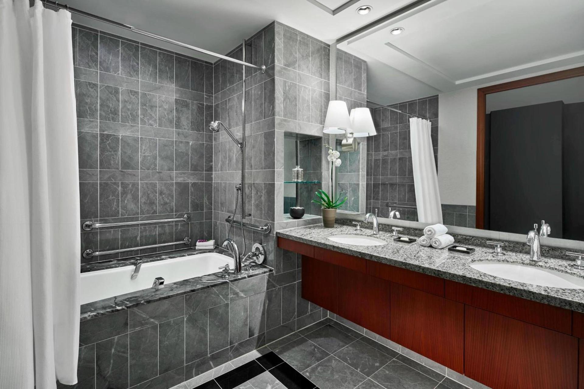 The Ritz-Carlton, Charlotte photo 11