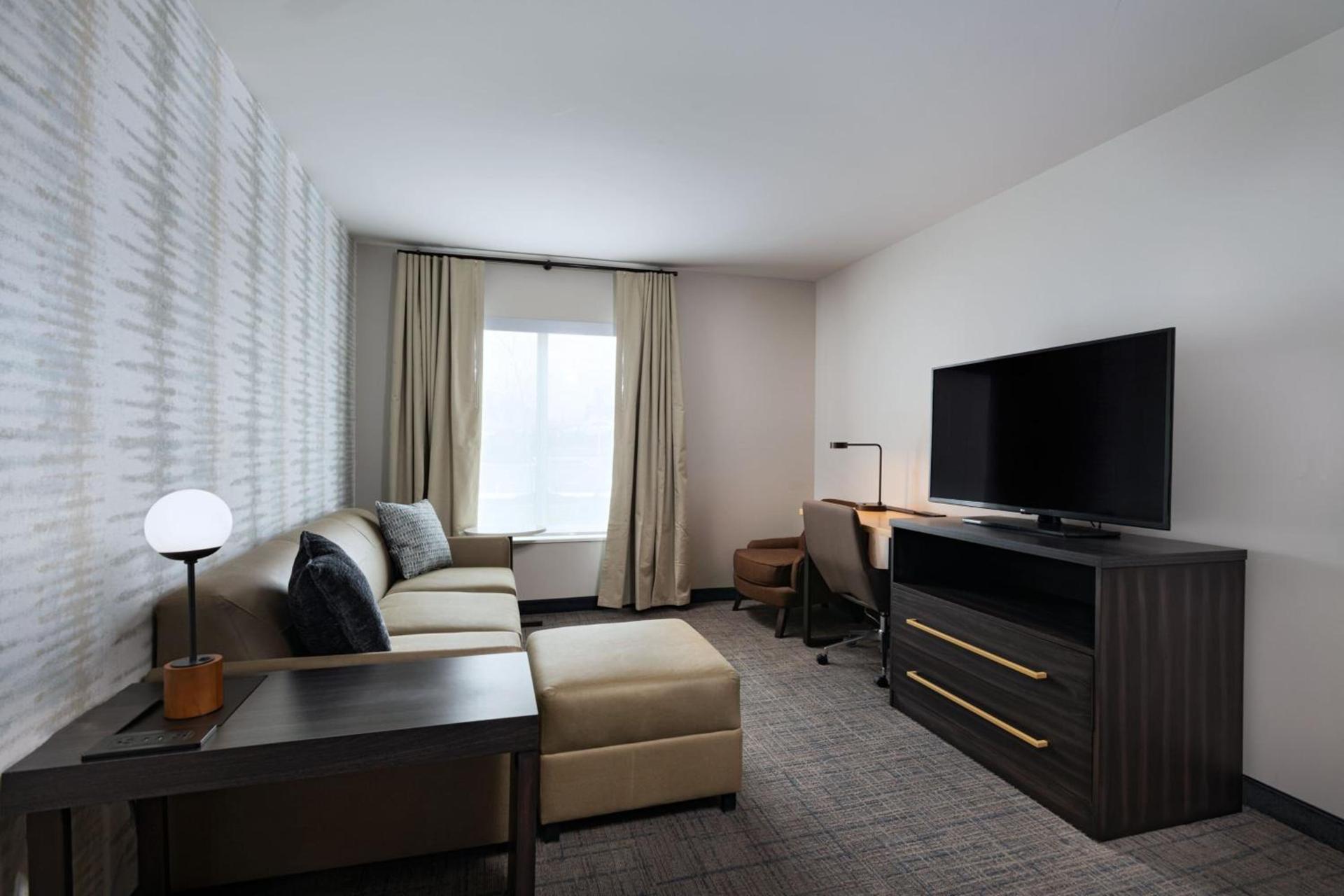 Residence Inn New Brunswick Tower Center Blvd. photo 16