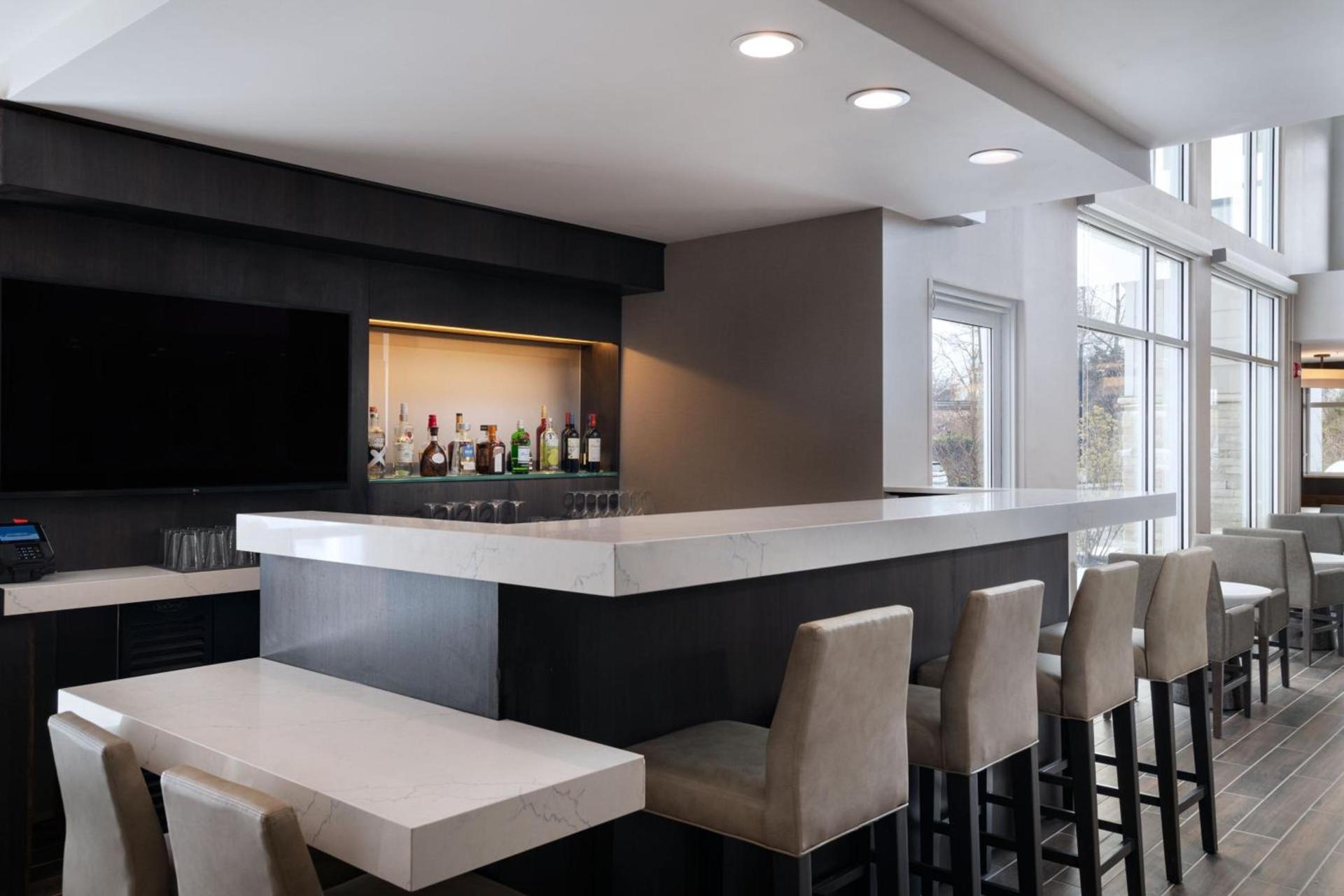 Residence Inn New Brunswick Tower Center Blvd. photo 23