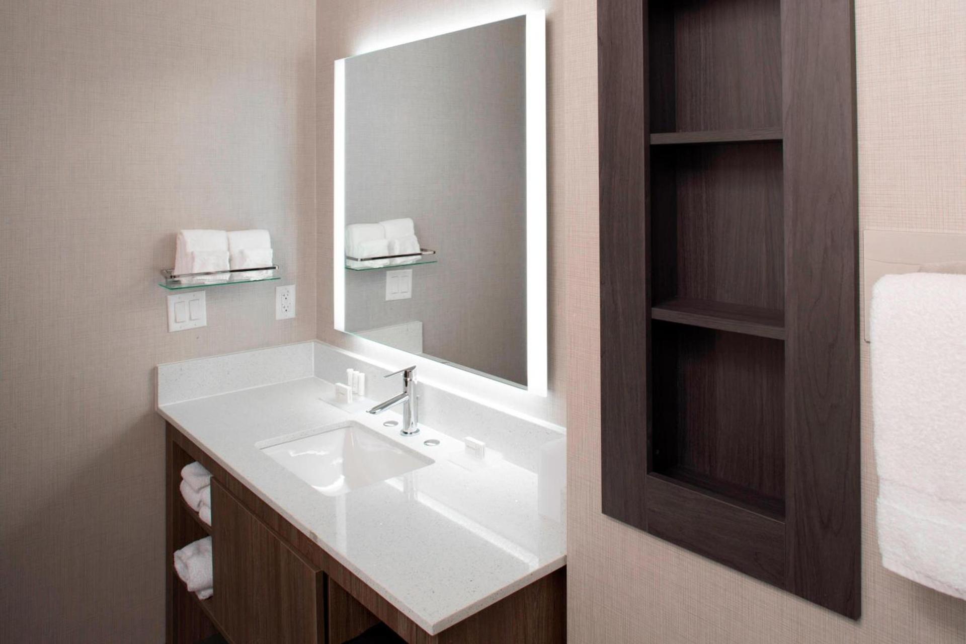 Residence Inn by Marriott Tulsa Downtown photo 13
