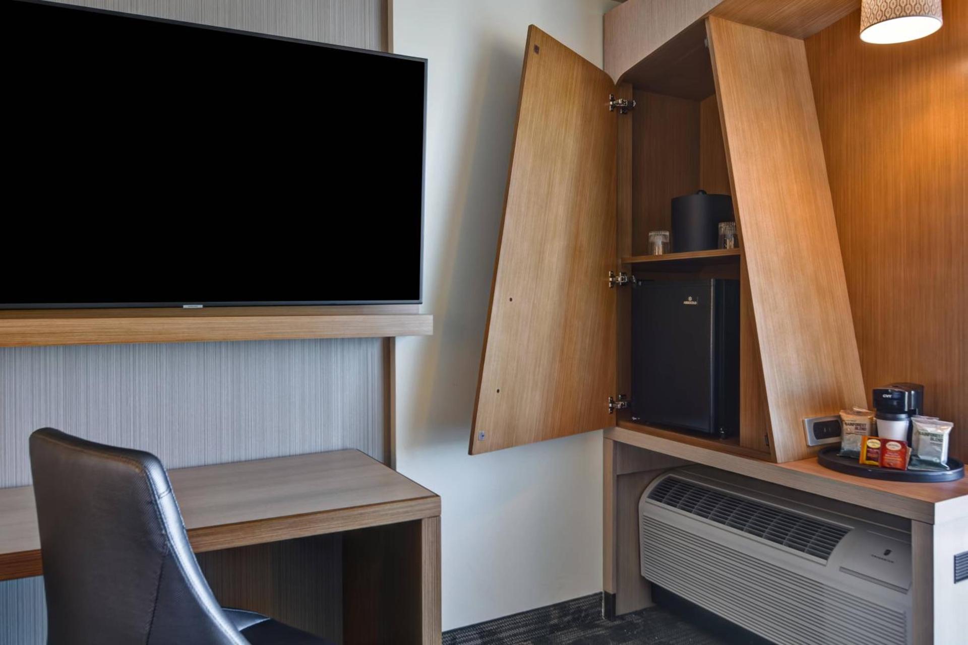 Courtyard by Marriott Bentonville Rogers Promenade photo 14