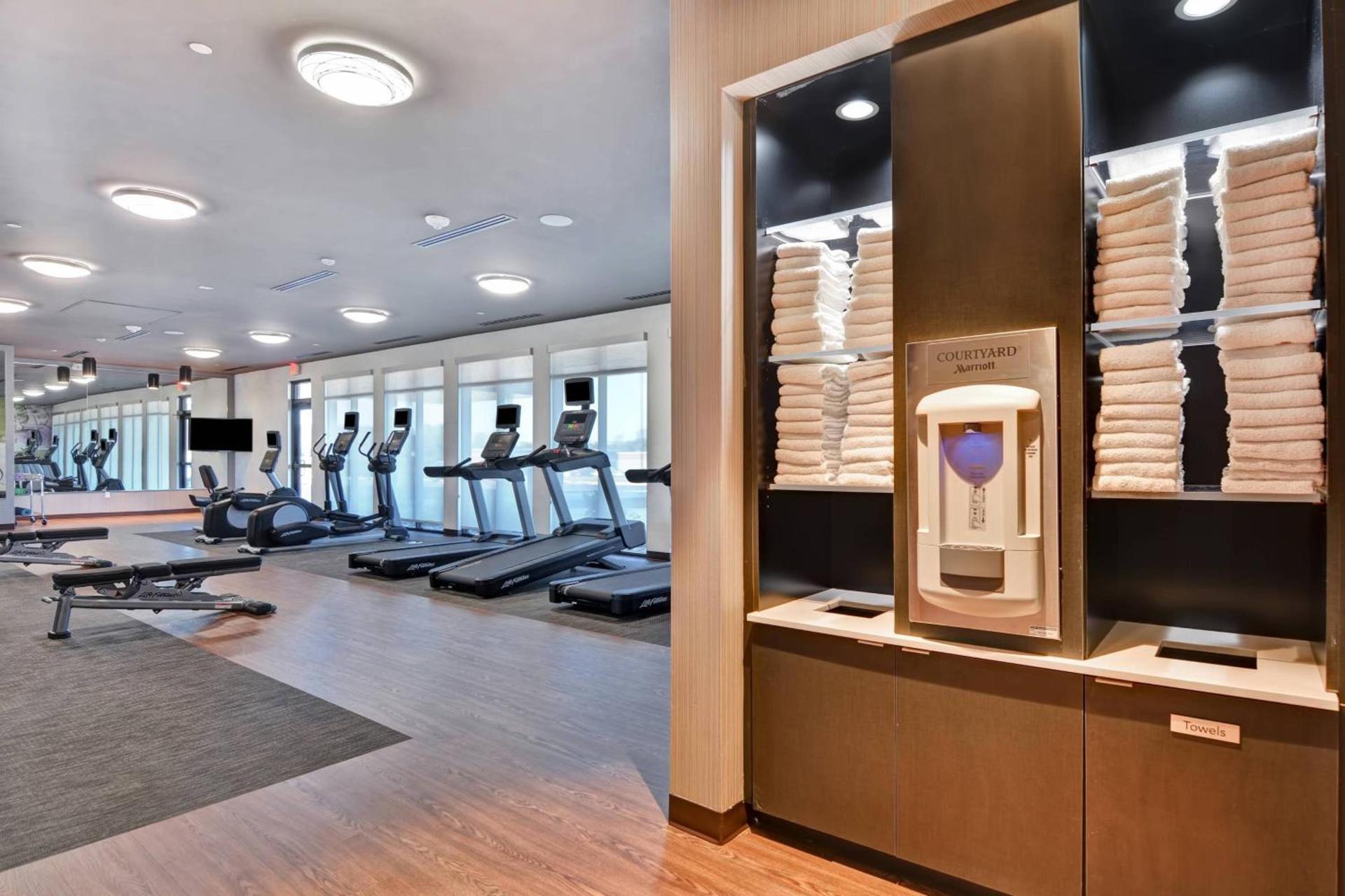 Courtyard by Marriott Bentonville Rogers Promenade photo 36