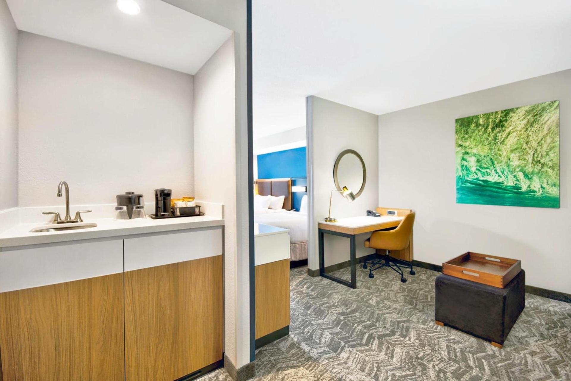 SpringHill Suites By Marriott Erie photo 19