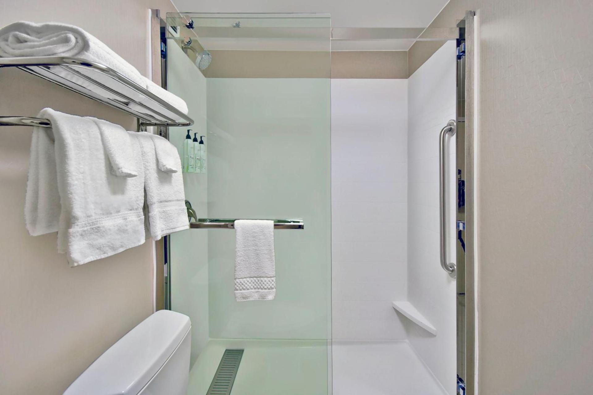 SpringHill Suites By Marriott Erie photo 20