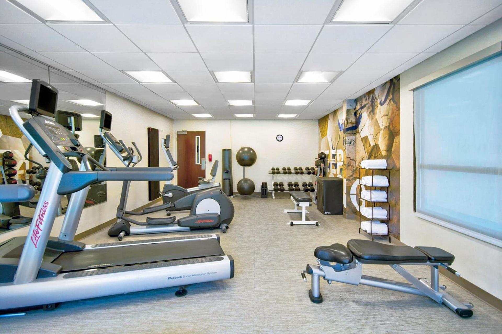 SpringHill Suites By Marriott Erie photo 39