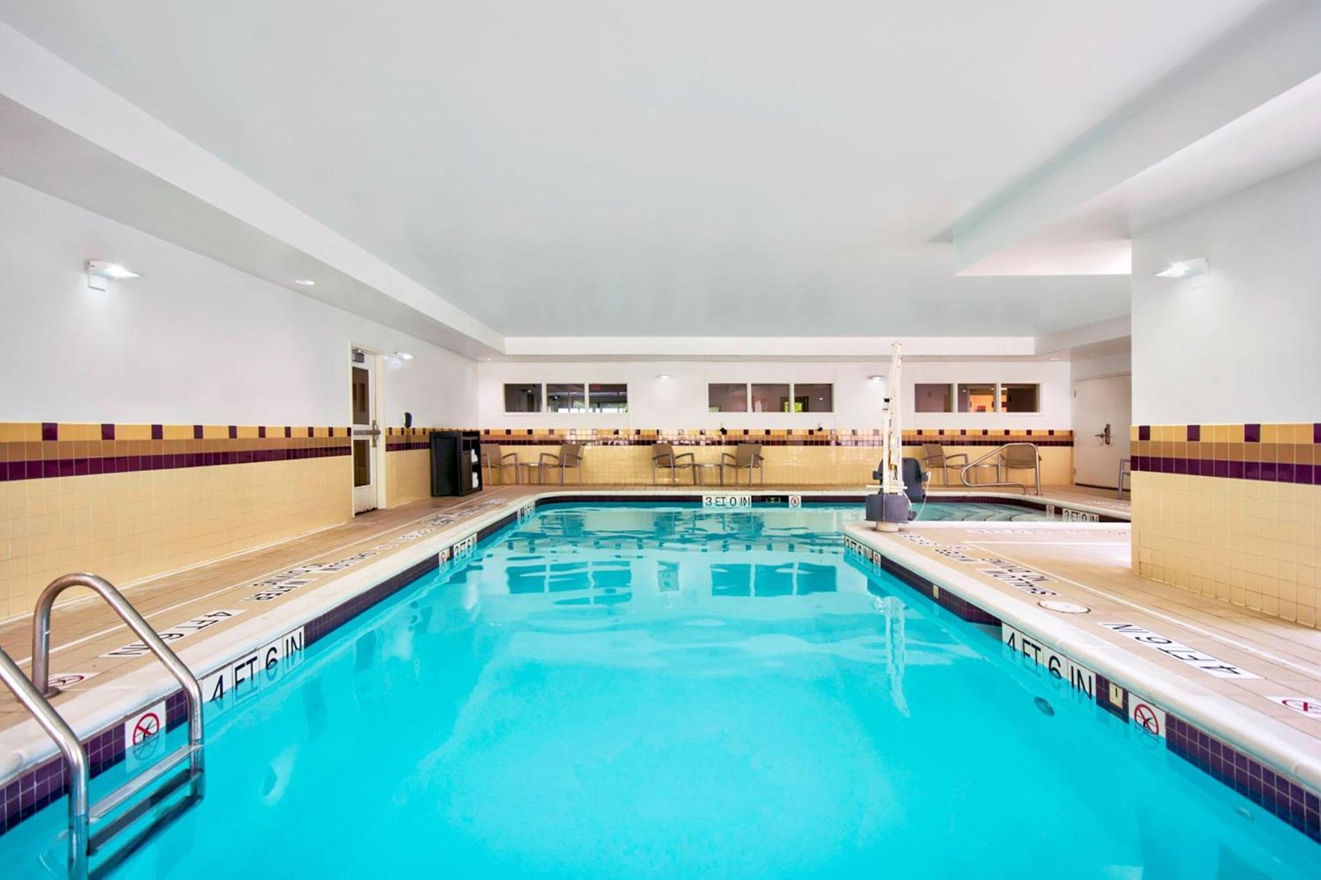 SpringHill Suites By Marriott Erie photo 37