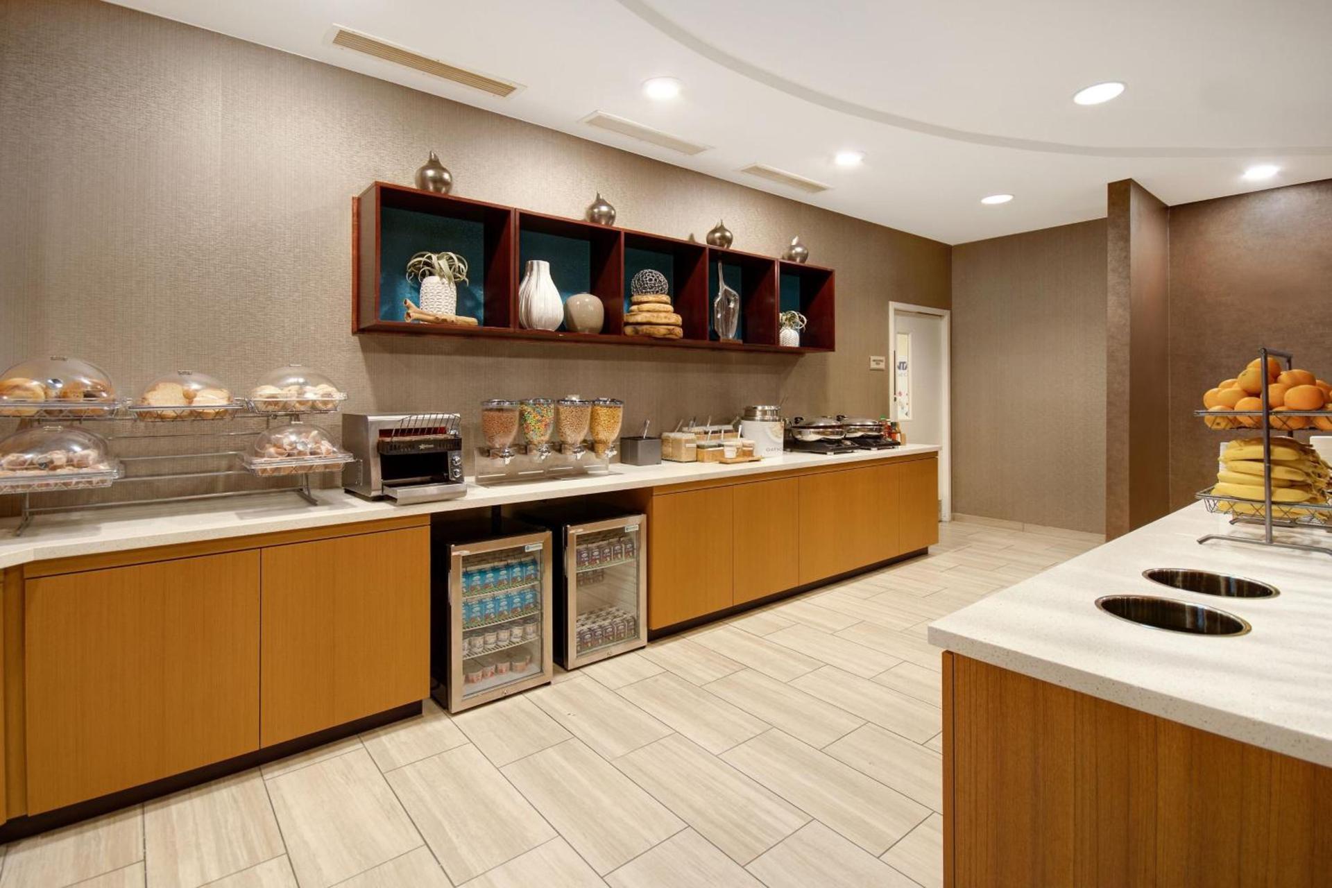 SpringHill Suites By Marriott Erie photo 34