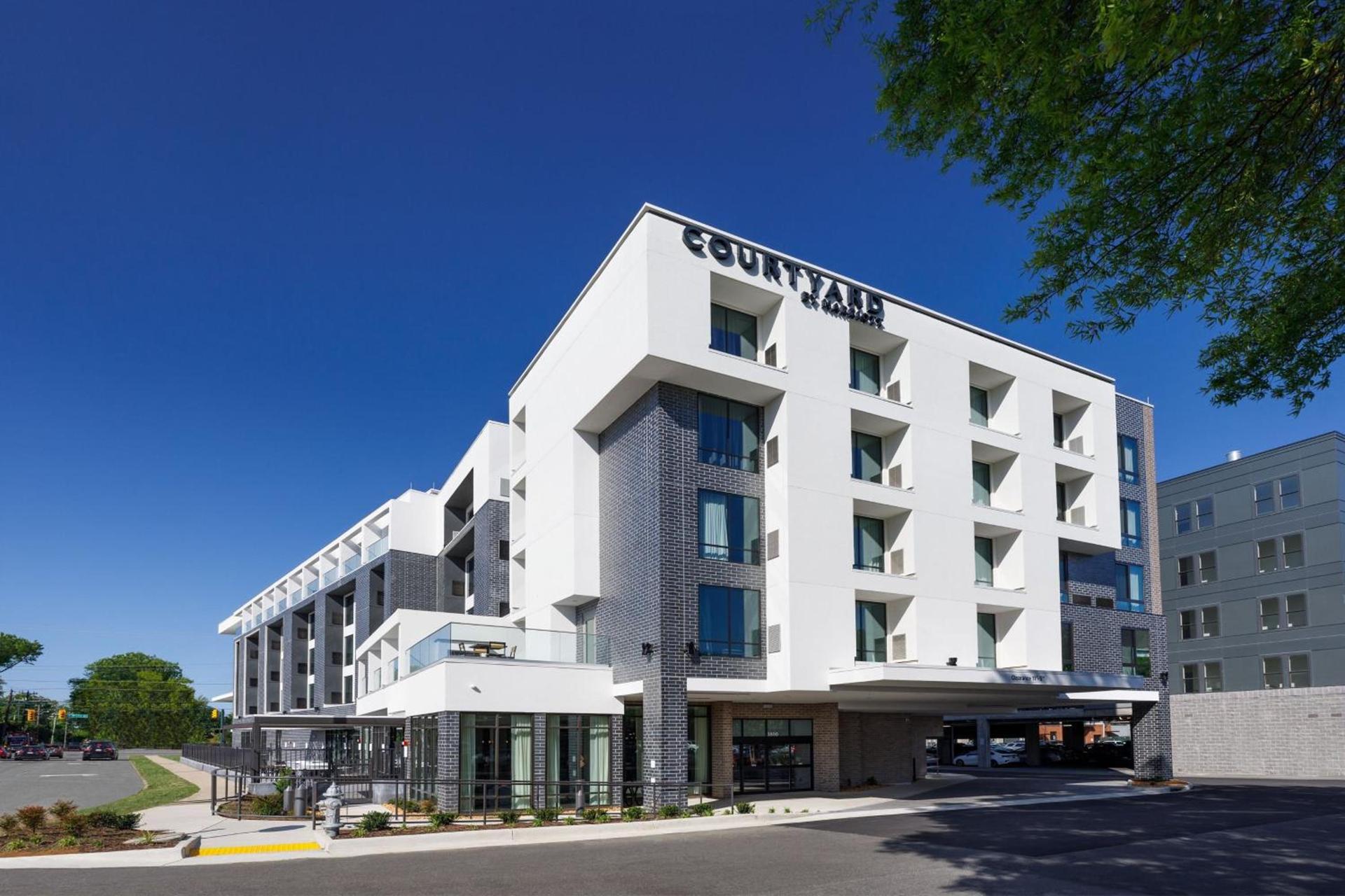 Courtyard by Marriott Richmond Scott's Addition photo 3