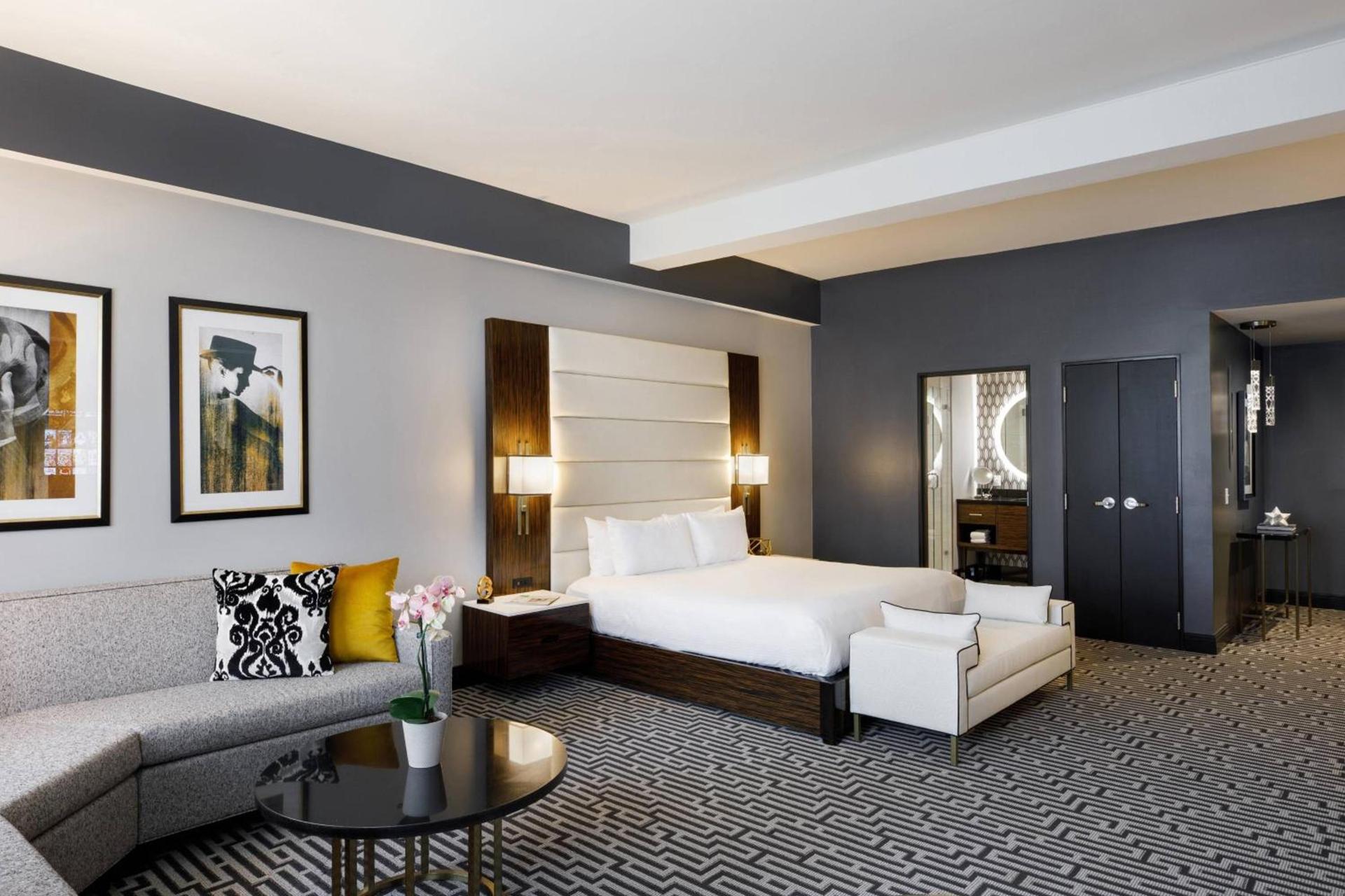 Hotel Metro, Autograph Collection photo 18