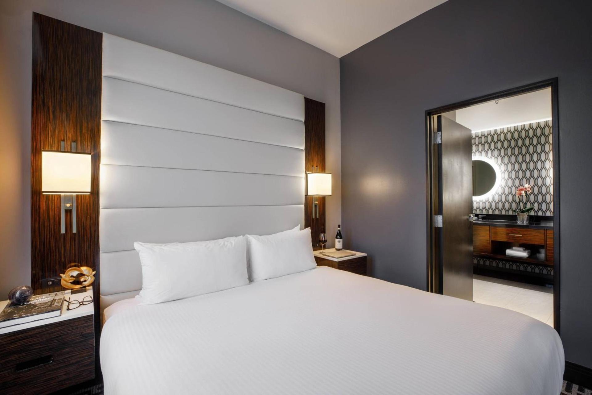 Hotel Metro, Autograph Collection photo 33