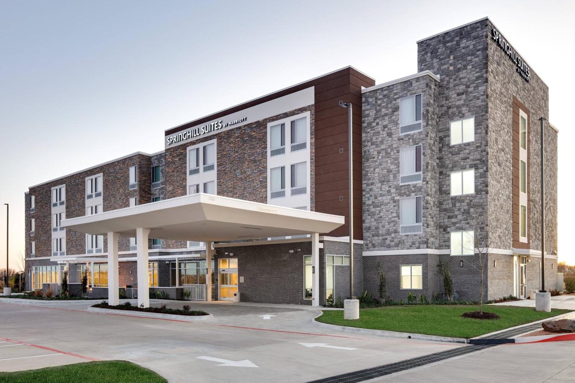 SpringHill Suites by Marriott Dallas Mansfield photo 2