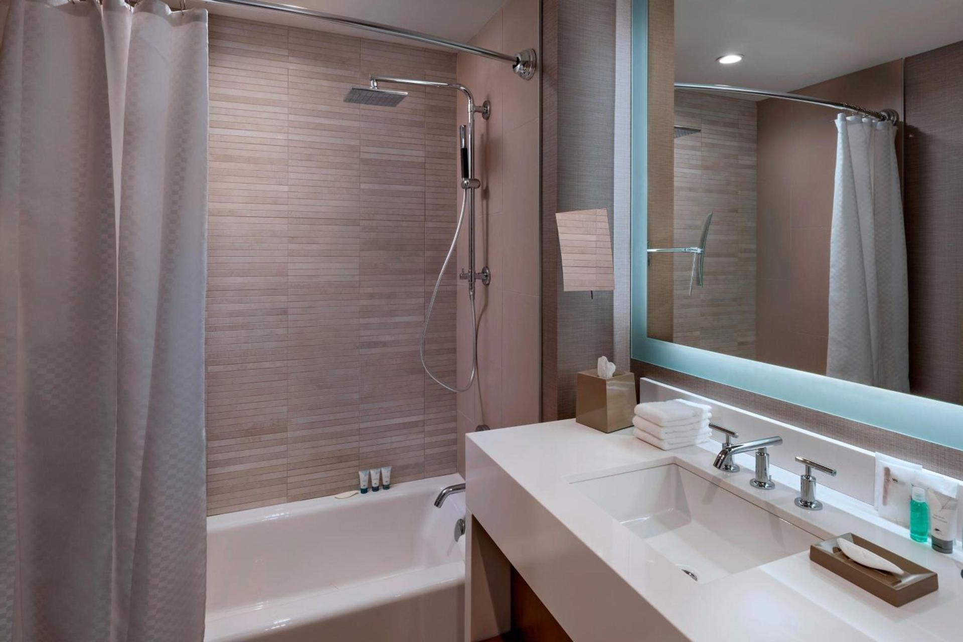 The Westin Irving Convention Center at Las Colinas photo 21