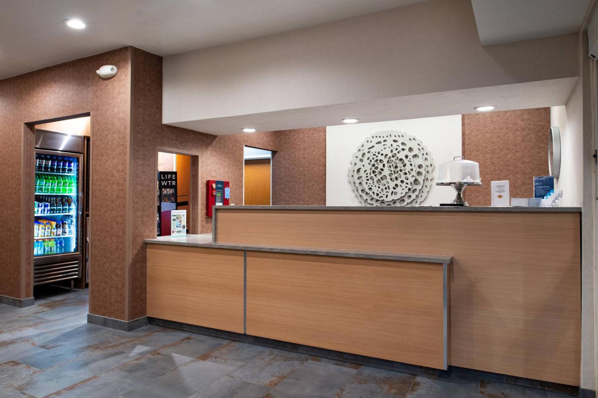 Fairfield Inn and Suites Beloit photo 5