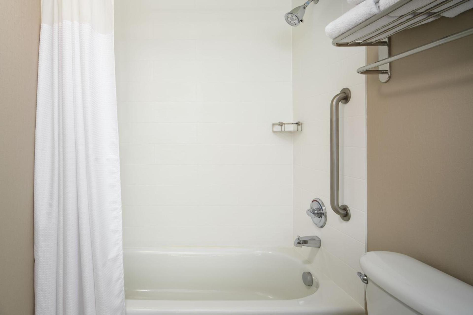 SpringHill Suites Boulder Longmont photo 20
