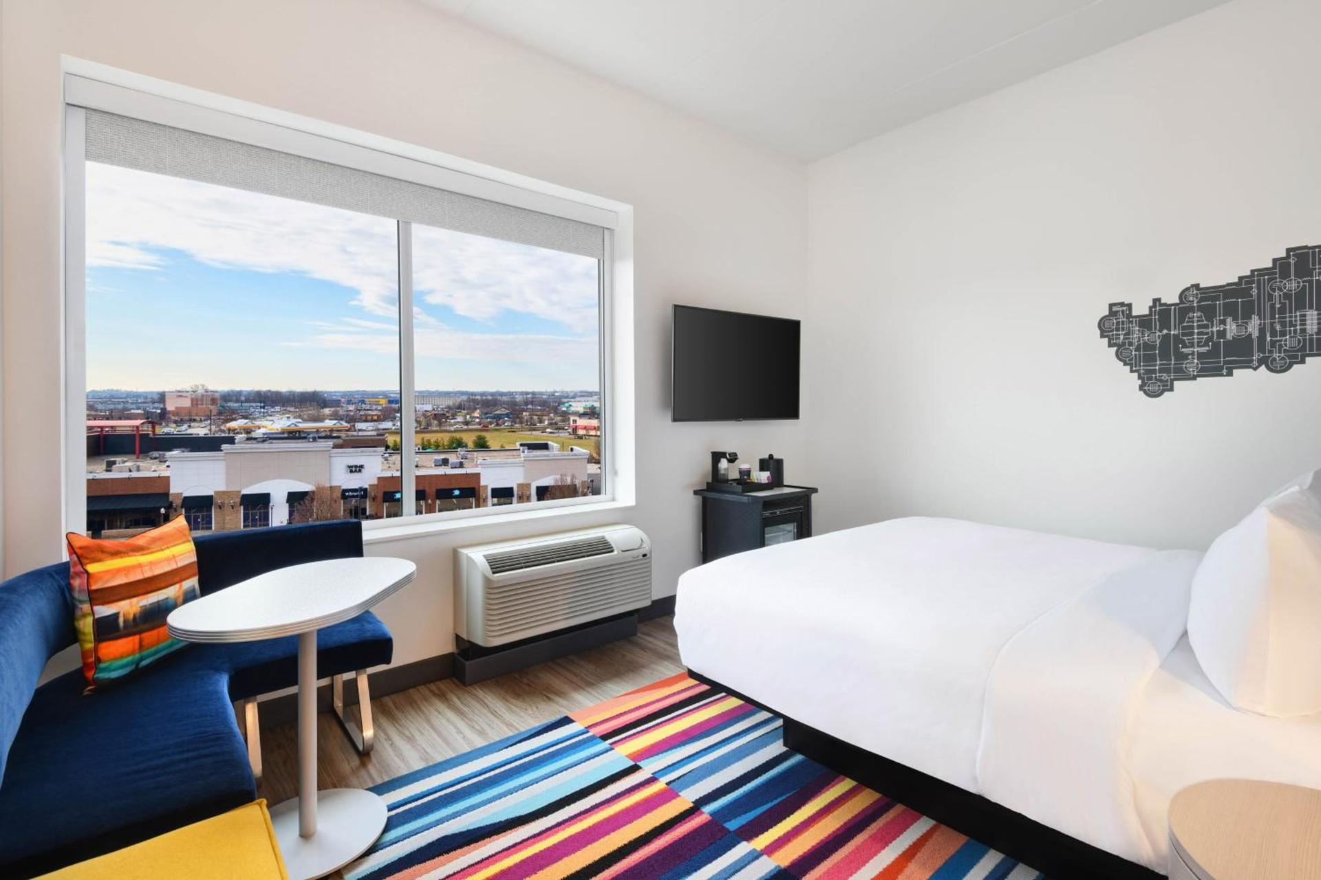 Aloft by Marriott Cincinnati West Chester photo 4