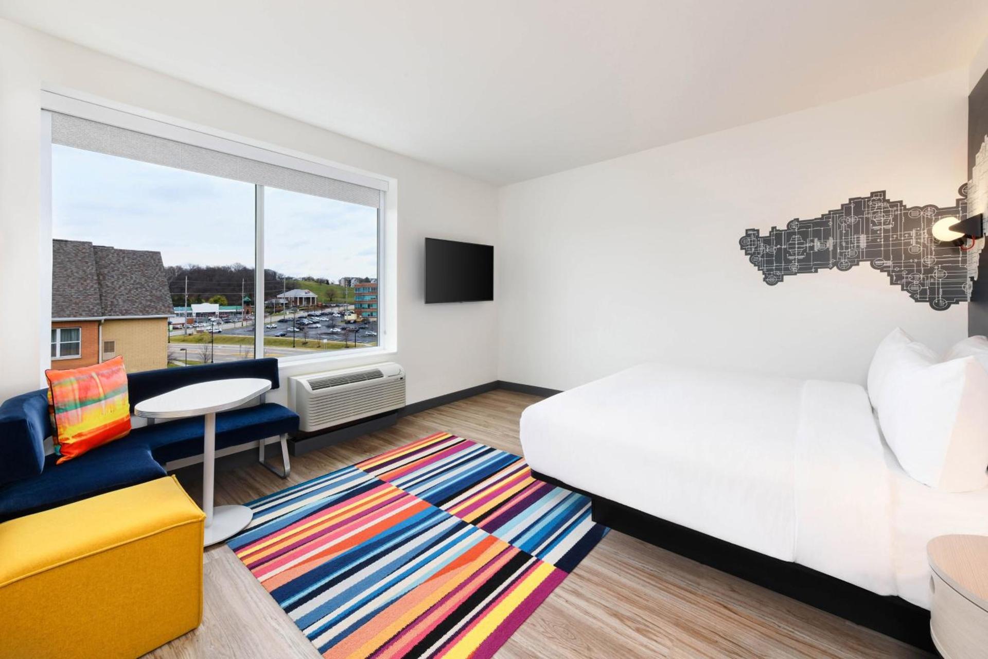 Aloft by Marriott Cincinnati West Chester photo 12