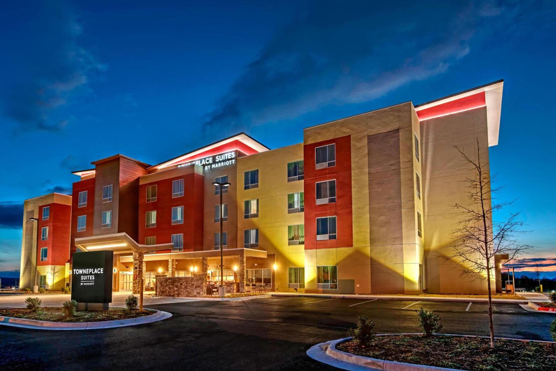 TownePlace Suites by Marriott Hot Springs photo 1