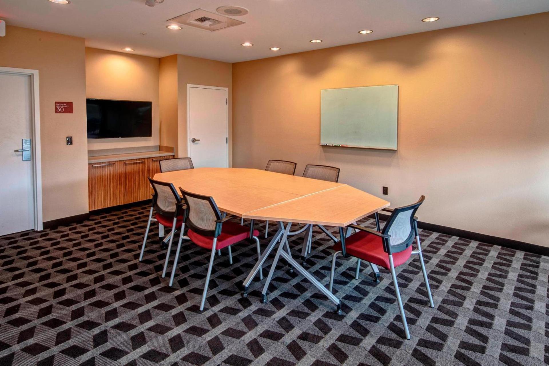 TownePlace Suites by Marriott Hot Springs photo 36