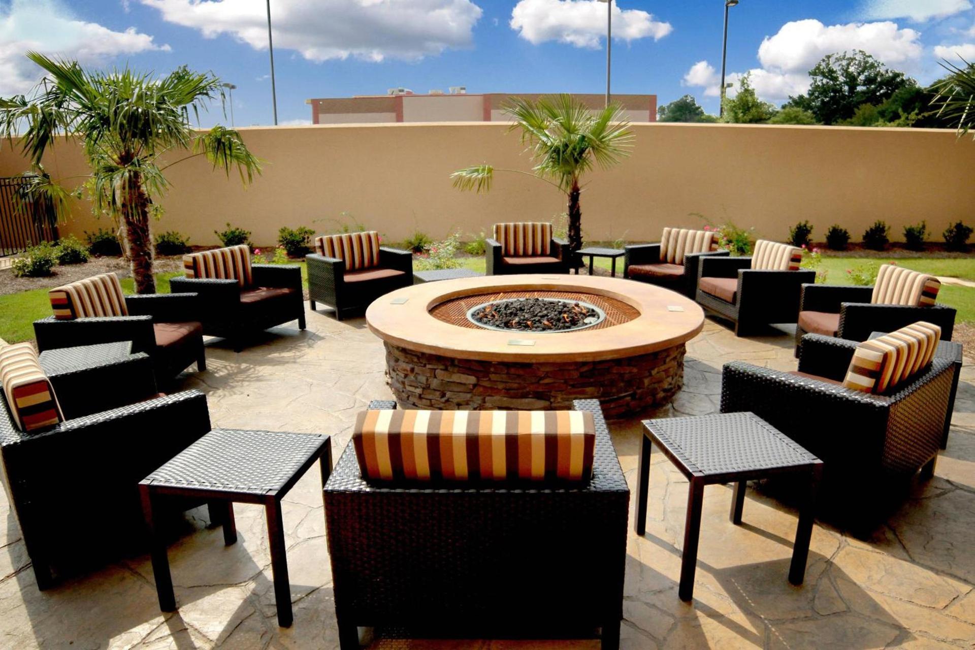 Courtyard by Marriott Jackson Airport/Pearl photo 23