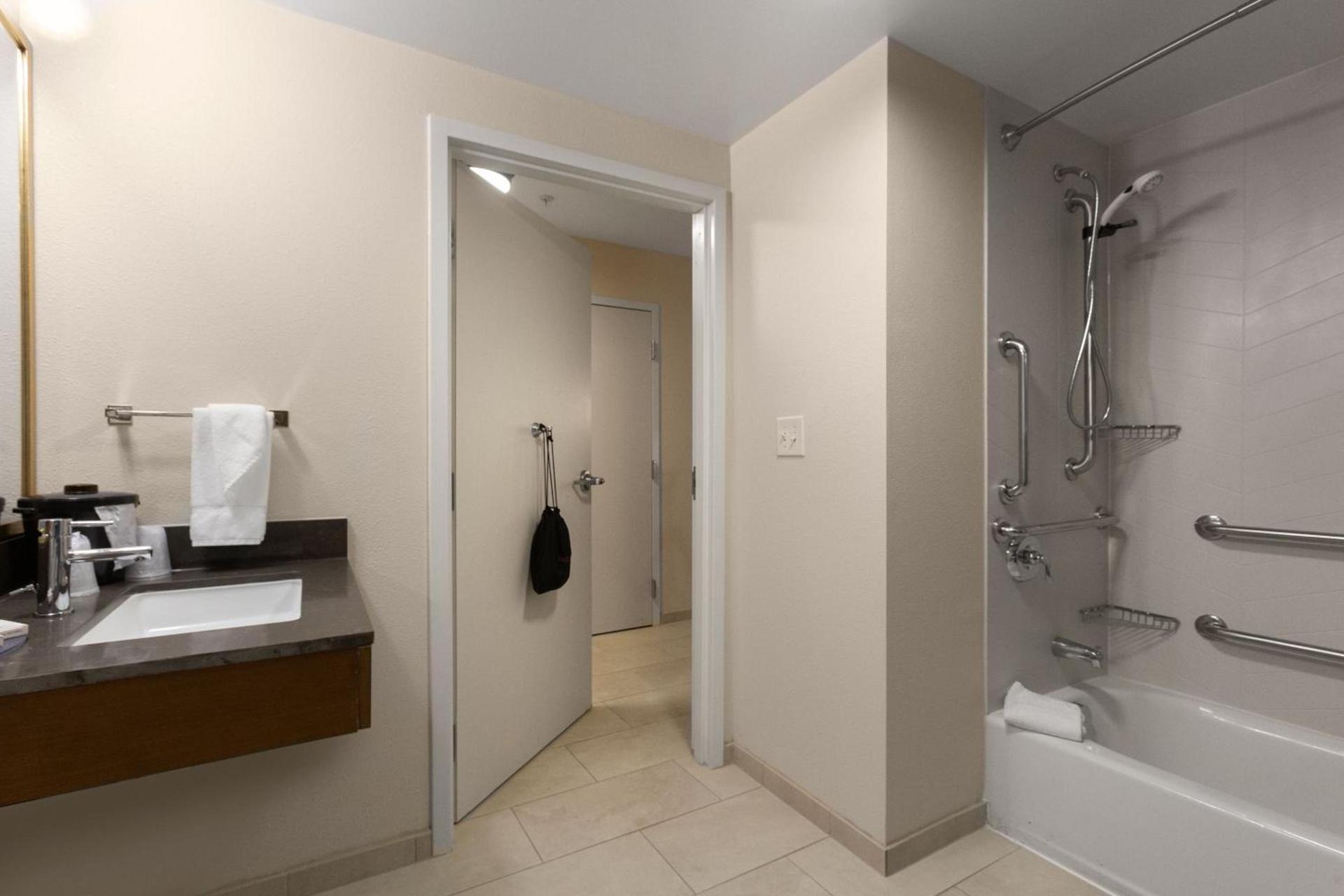 Fairfield Inn & Suites Elizabeth City photo 25