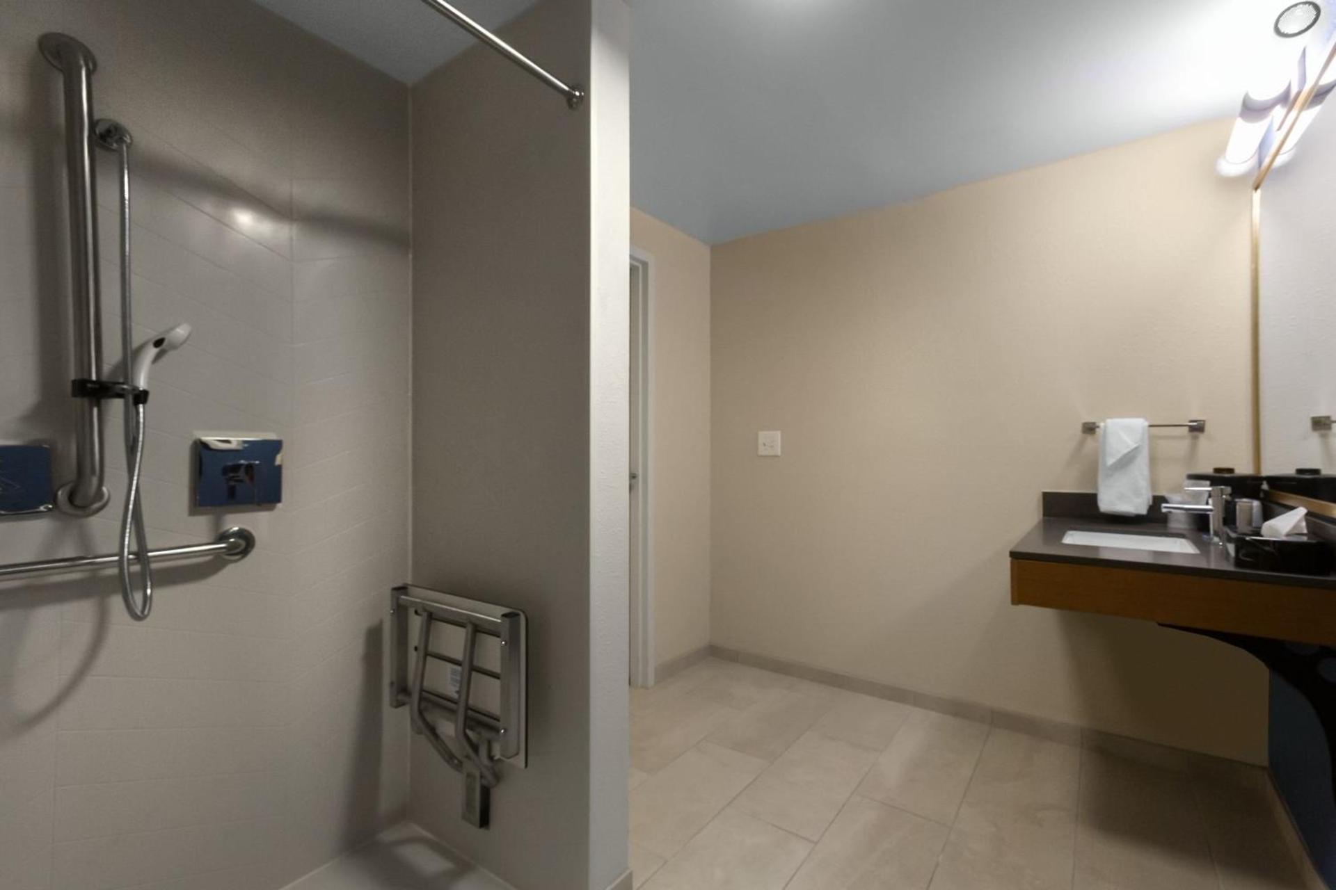 Fairfield Inn & Suites Elizabeth City photo 23