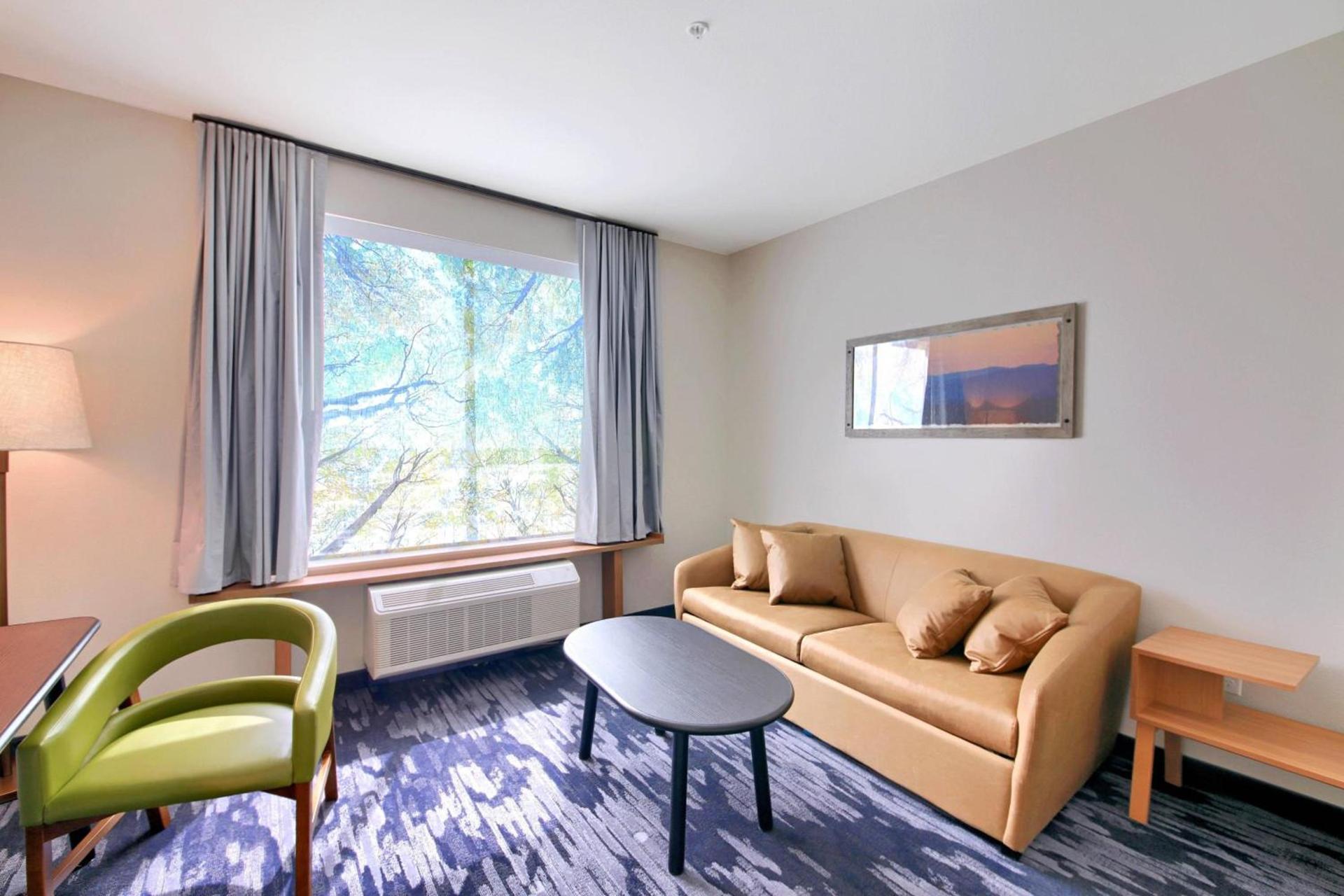 Fairfield Inn & Suites by Marriott Dallas Cedar Hill photo 12