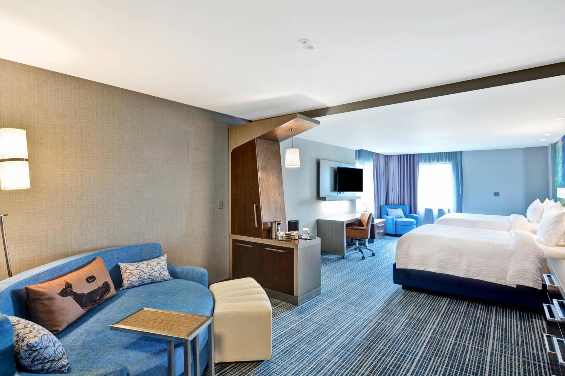 Courtyard by Marriott Long Island Islip/Courthouse Complex photo 4