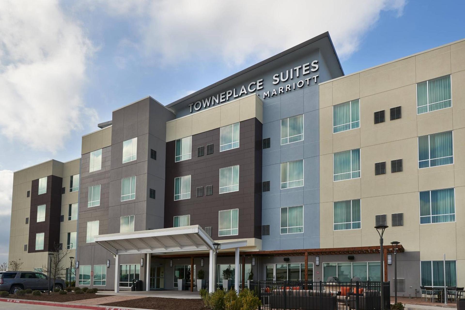 TownePlace Suites Fort Worth Northwest Lake Worth photo 2
