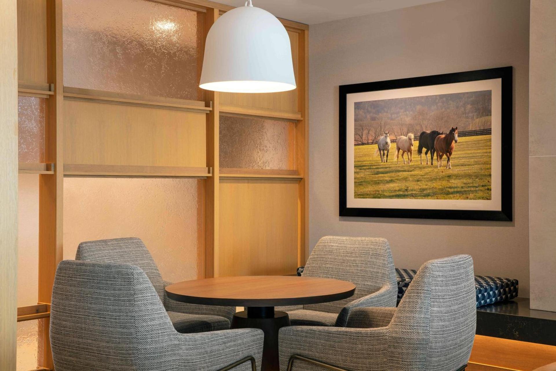 Fairfield by Marriott Inn & Suites Lewisburg photo 5