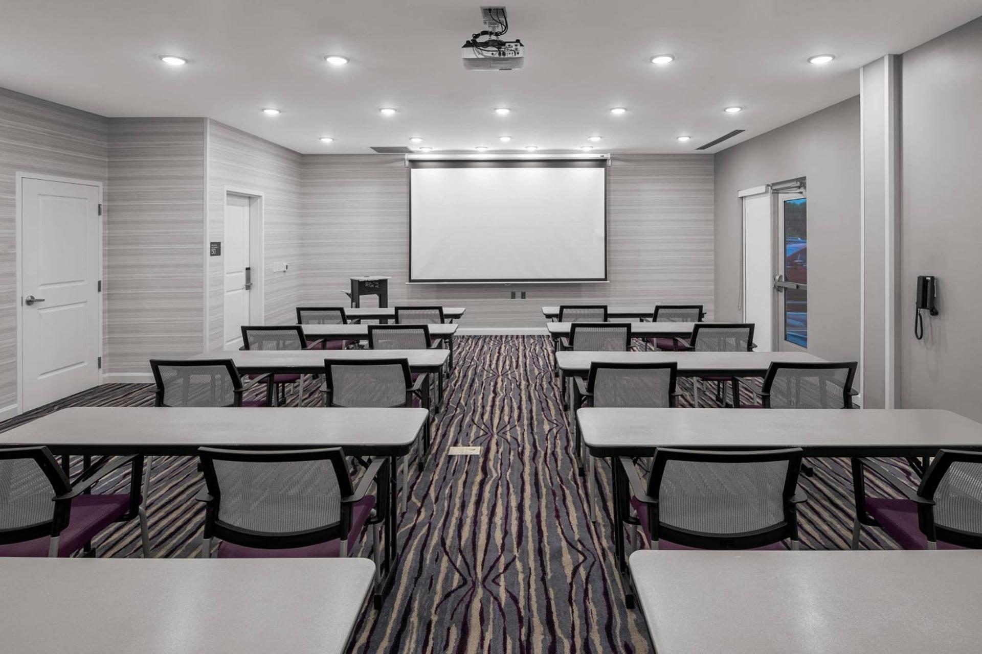 TownePlace Suites by Marriott Charlotte Fort Mill photo 31