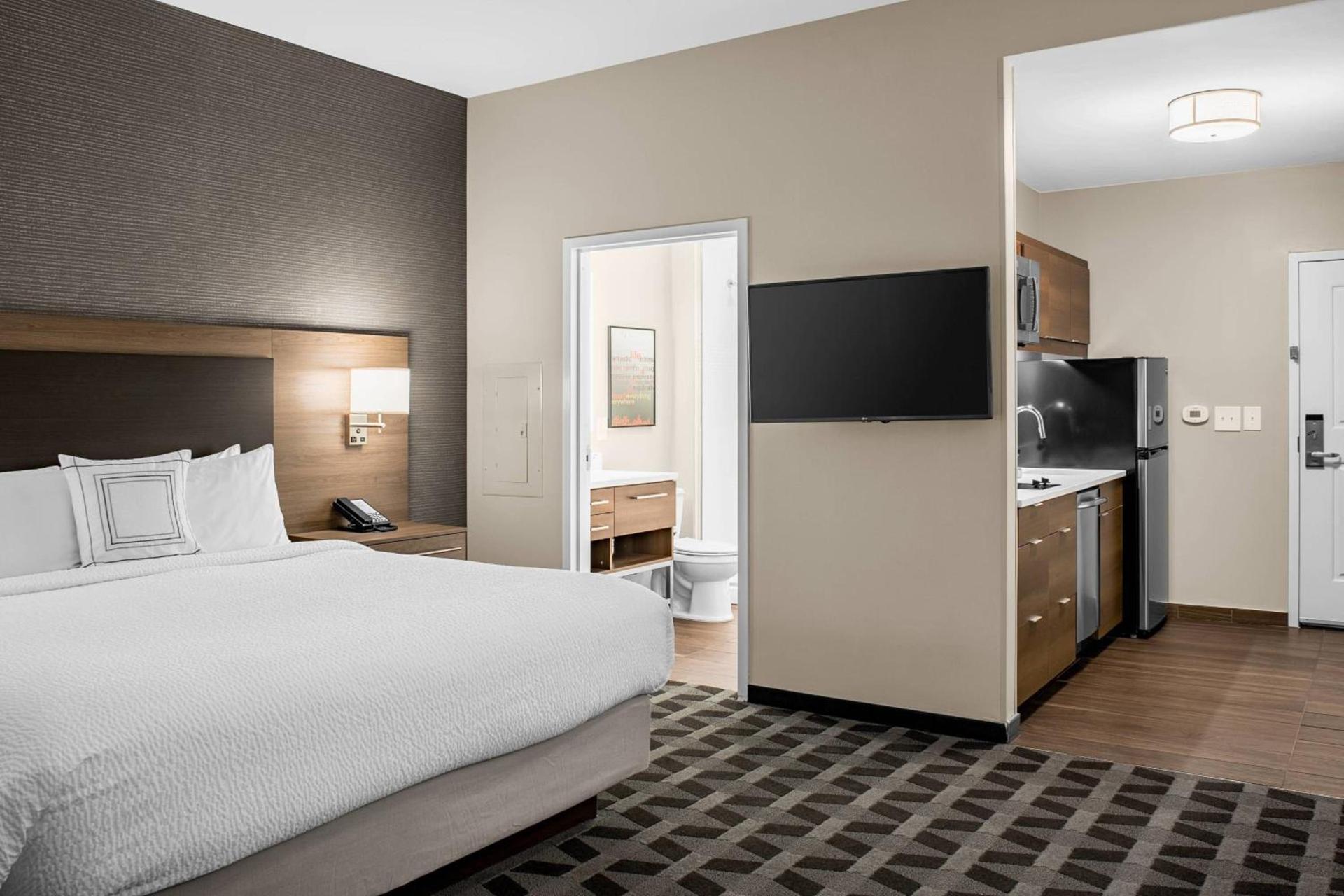 TownePlace Suites by Marriott Charlotte Fort Mill photo 9