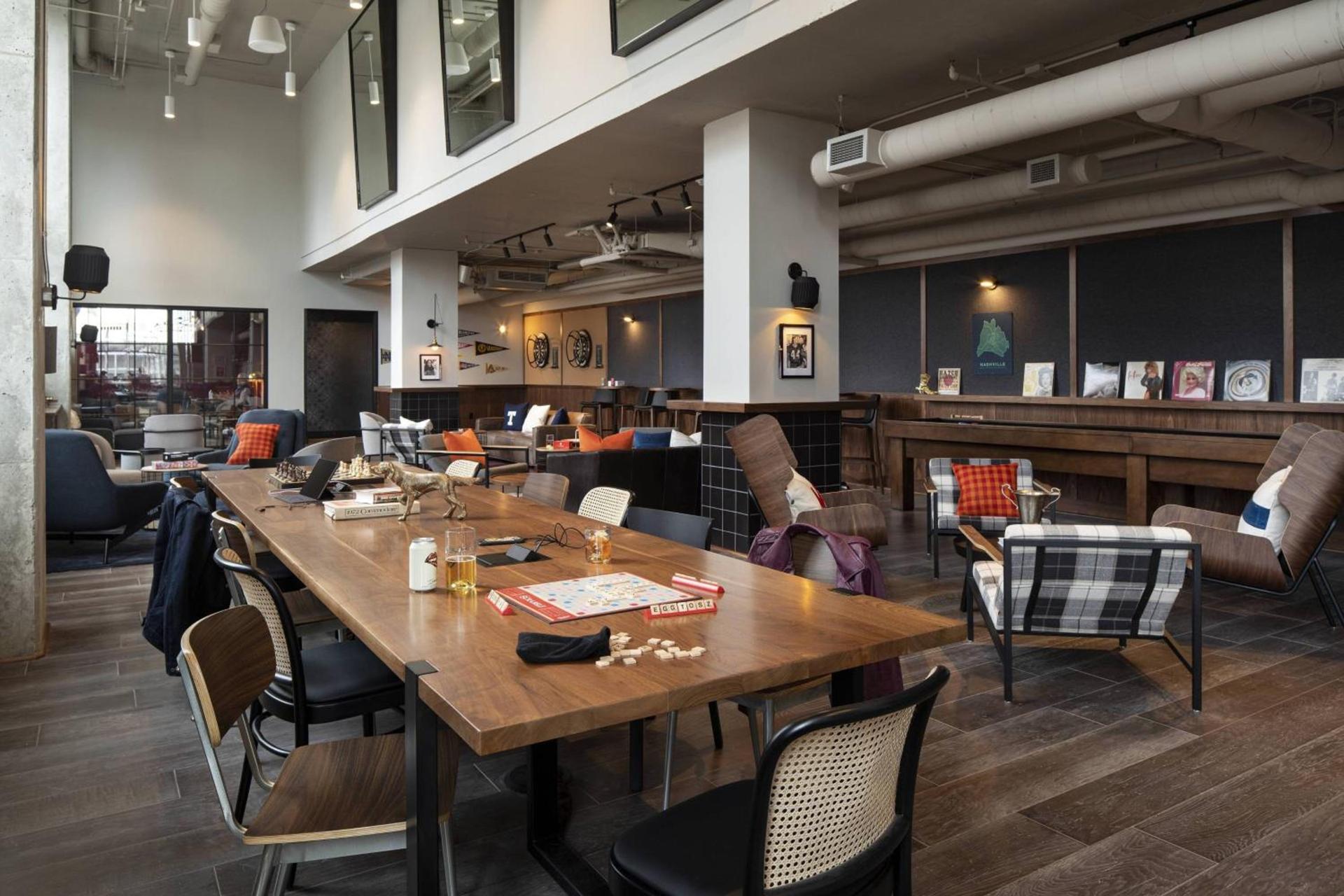 Moxy Nashville Vanderbilt Area photo 7