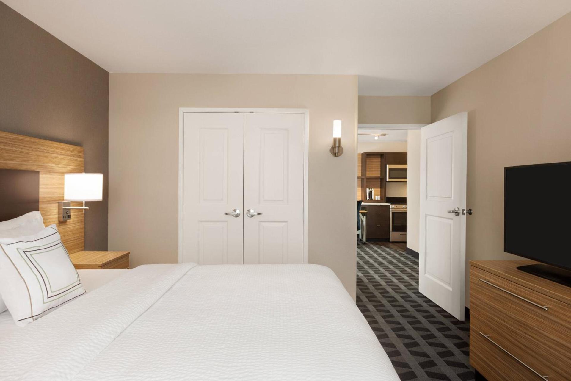 TownePlace Suites Cedar Rapids Marion photo 14