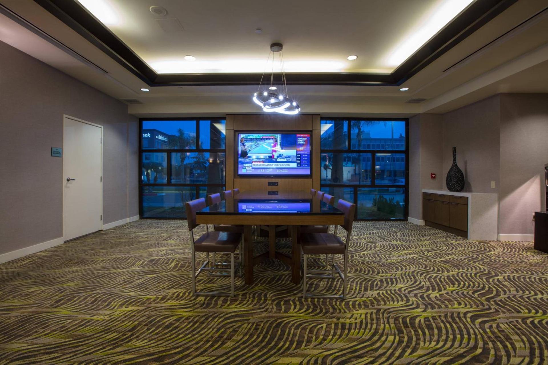 Bakersfield Marriott at the Convention Center photo 33