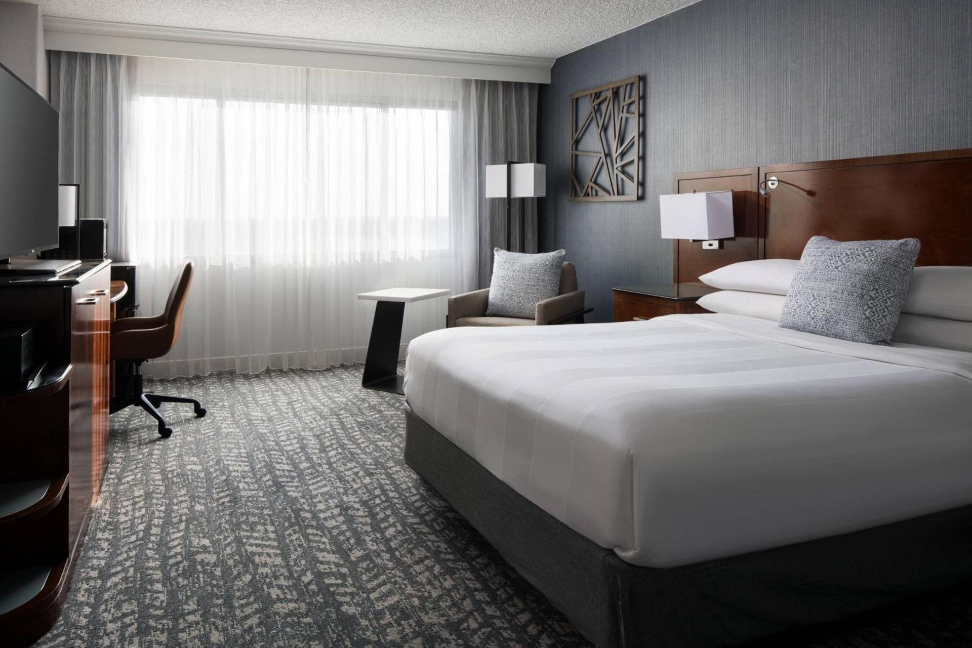 Bakersfield Marriott at the Convention Center photo 10