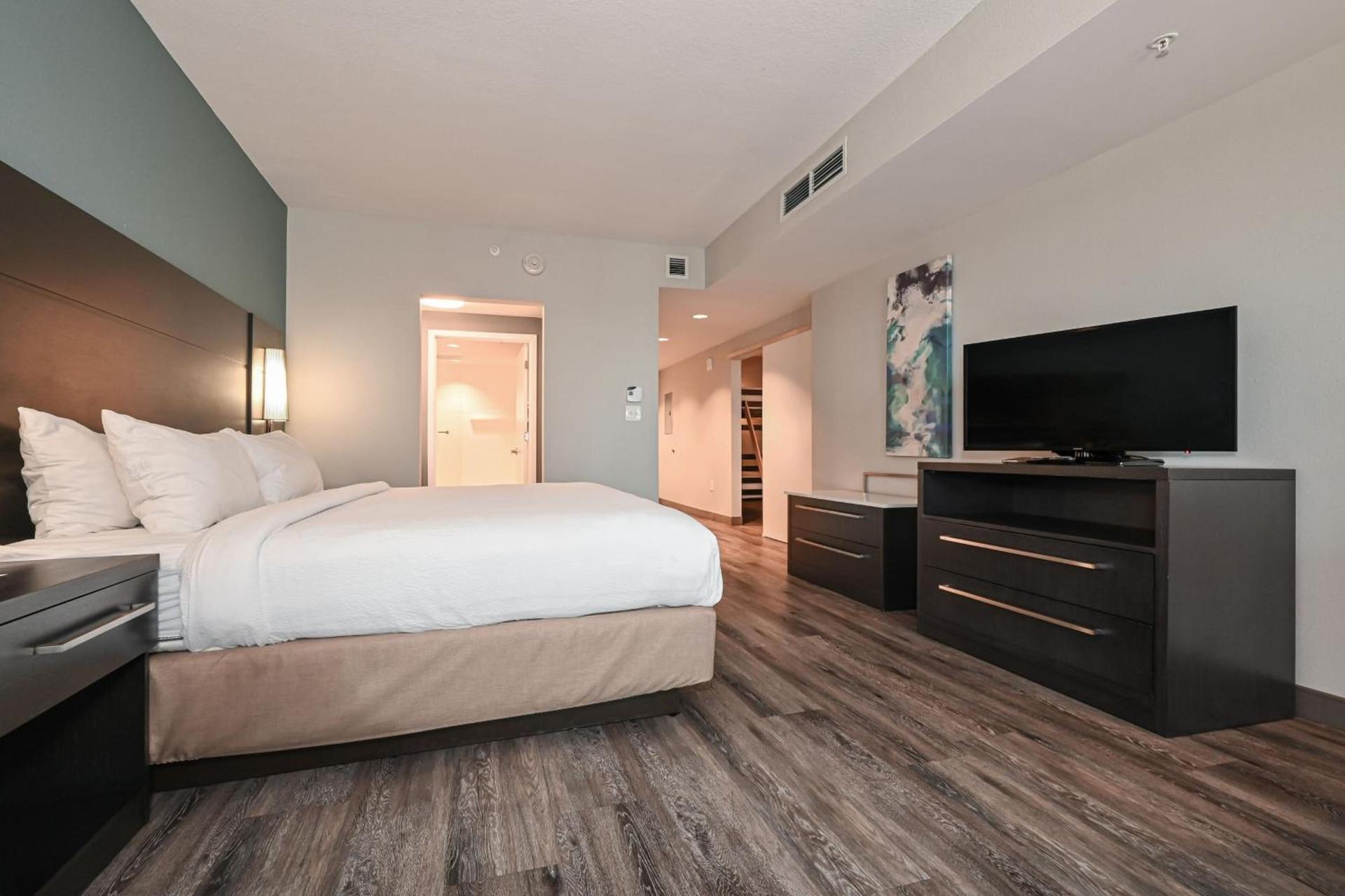 Residence Inn by Marriott Myrtle Beach Oceanfront photo 7