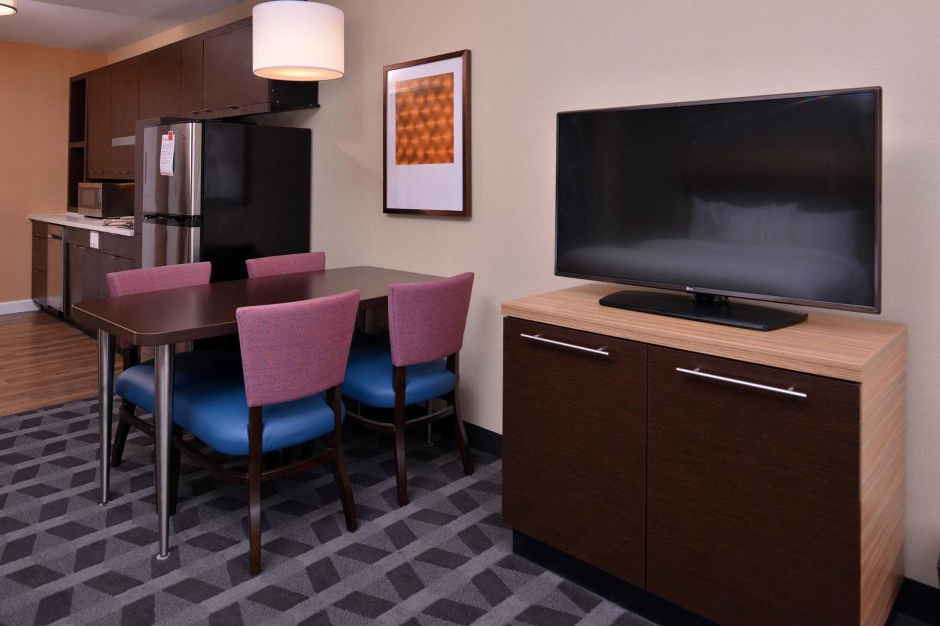 TownePlace Suites by Marriott St. Louis Chesterfield photo 9