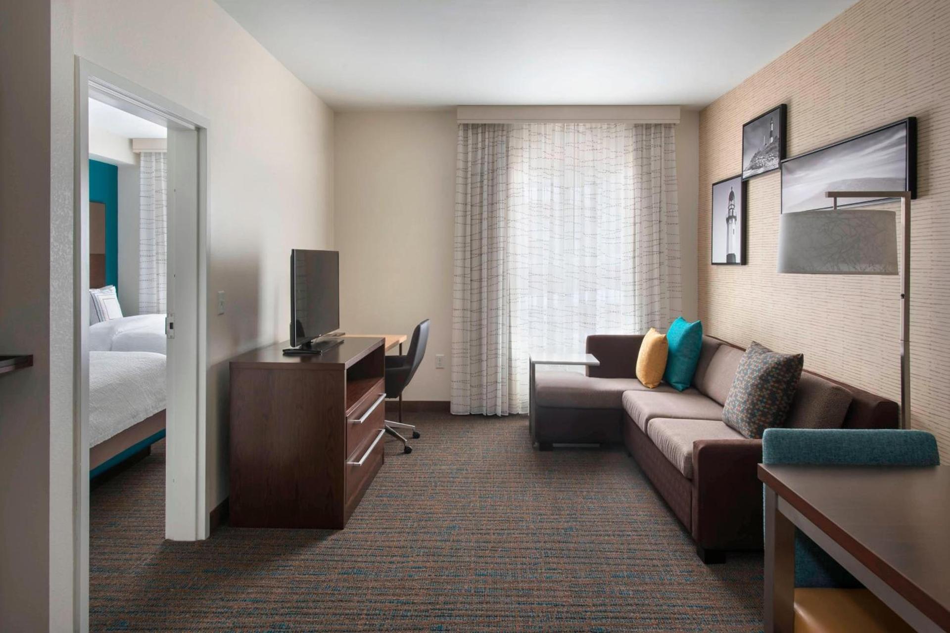 Residence Inn by Marriott New York Long Island East End photo 9