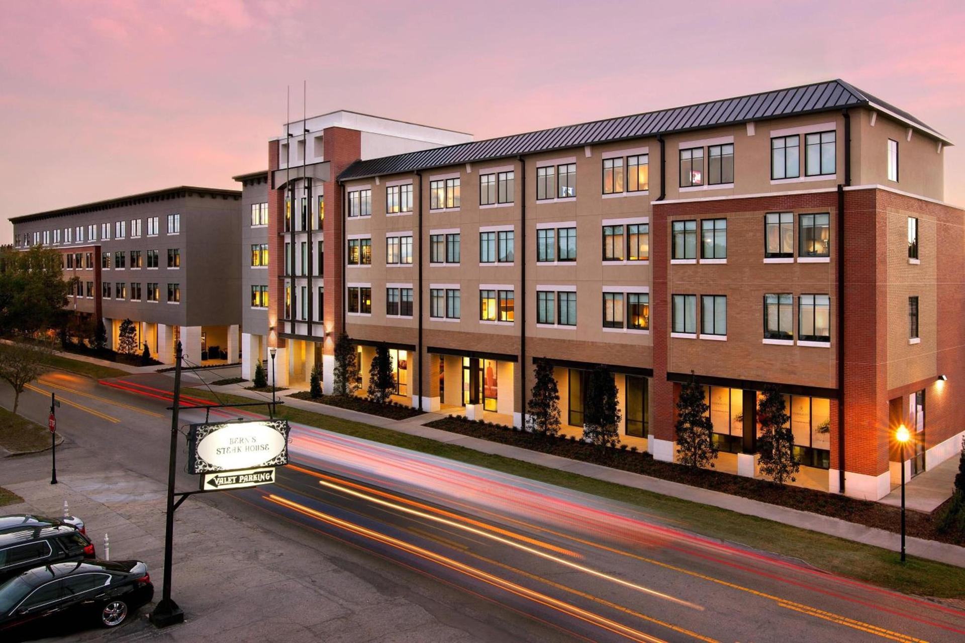 Epicurean Hotel, Autograph Collection photo 1