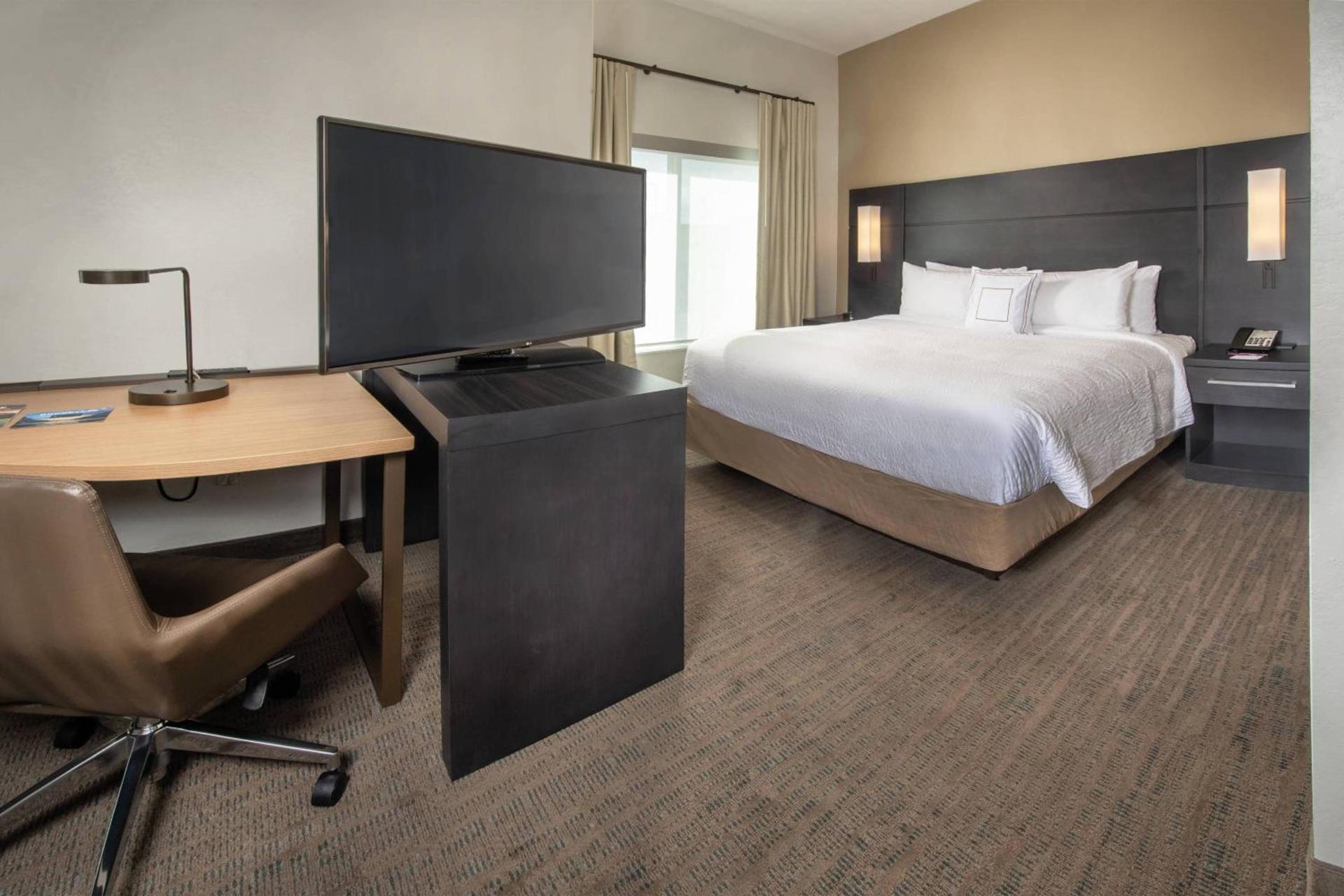 Residence Inn Fulton at Maple Lawn photo 10