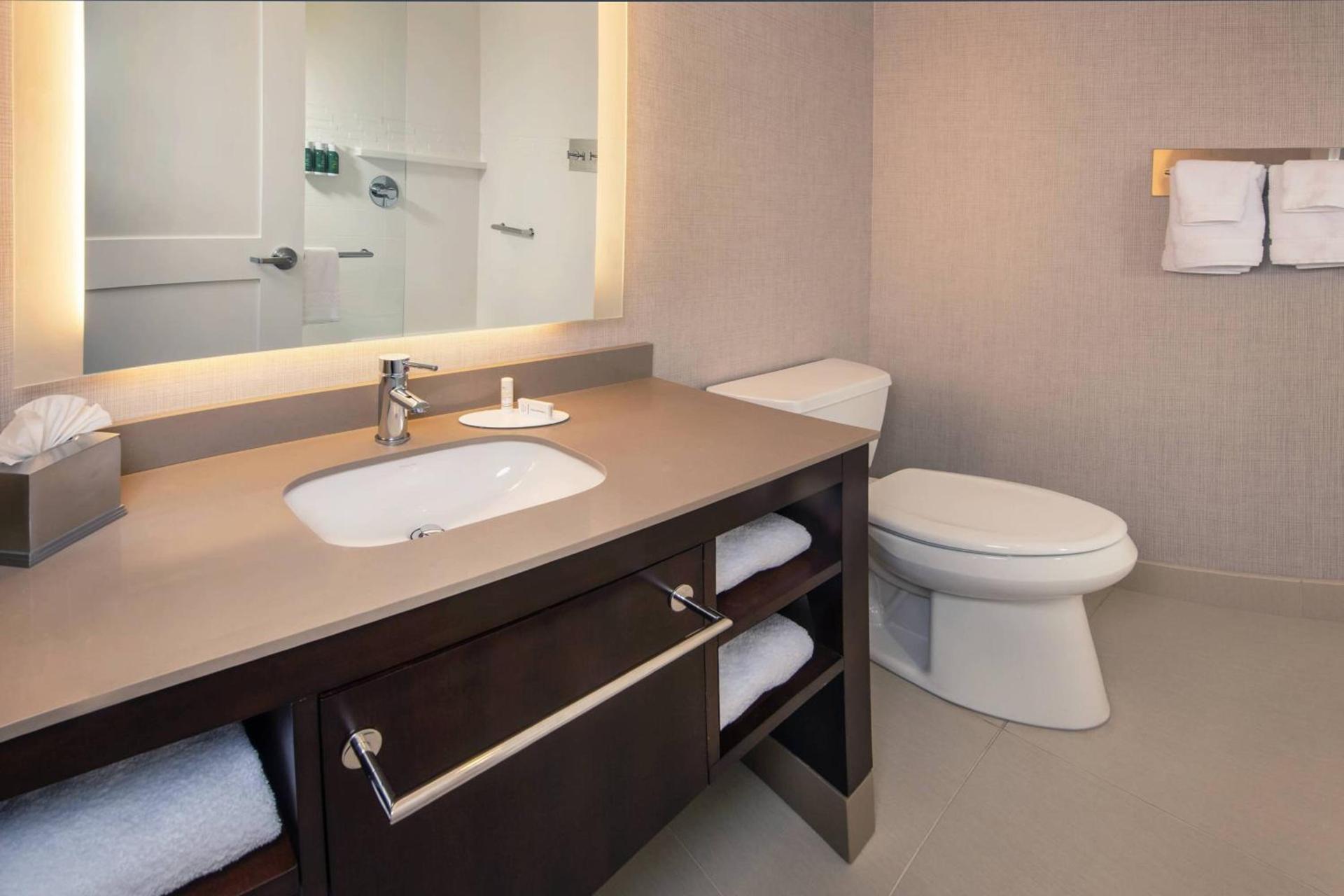 Residence Inn Fulton at Maple Lawn photo 11