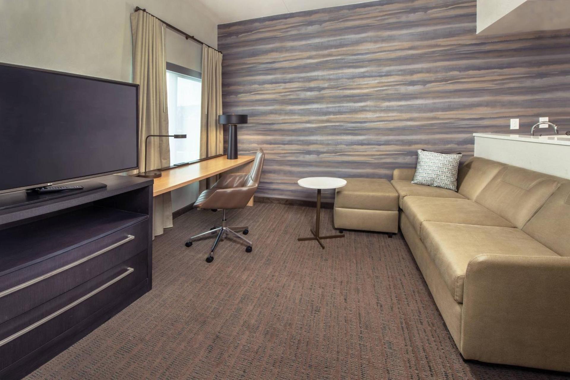 Residence Inn Fulton at Maple Lawn photo 12