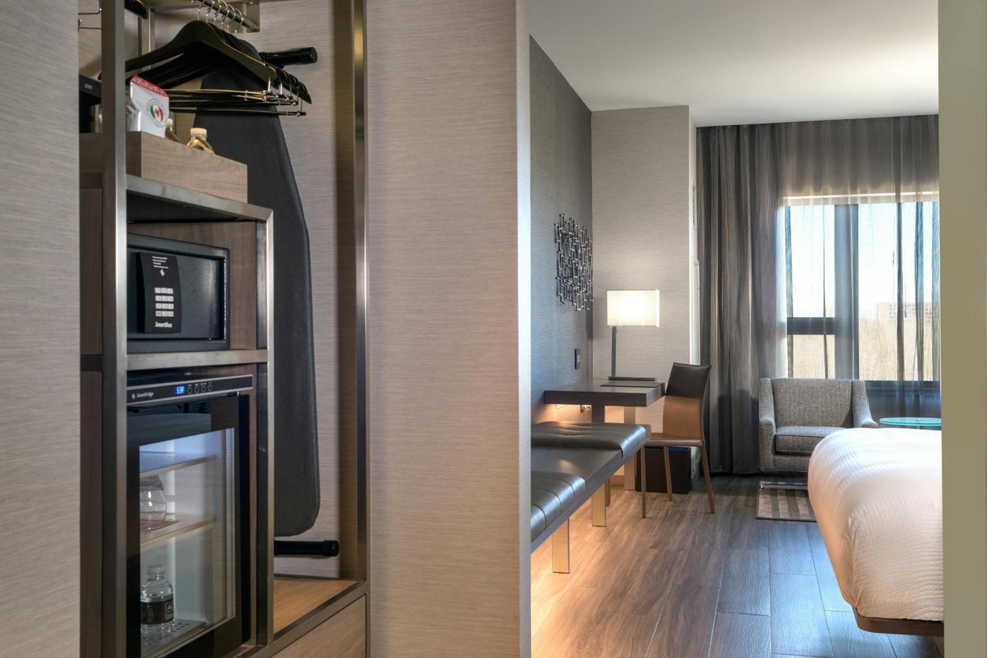 AC Hotel by Marriott Boston Cambridge photo 9