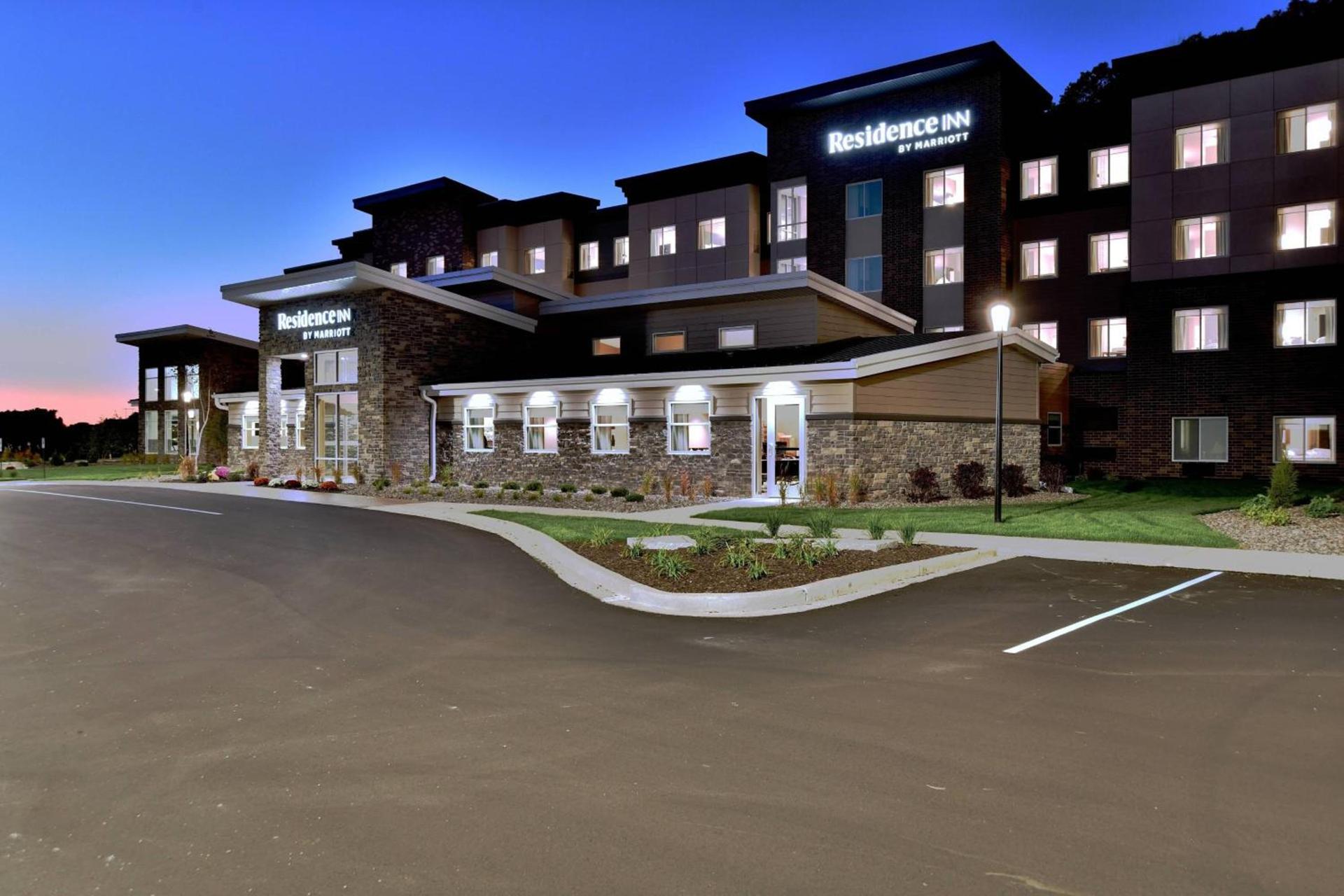 Residence Inn by Marriott Eau Claire photo 2