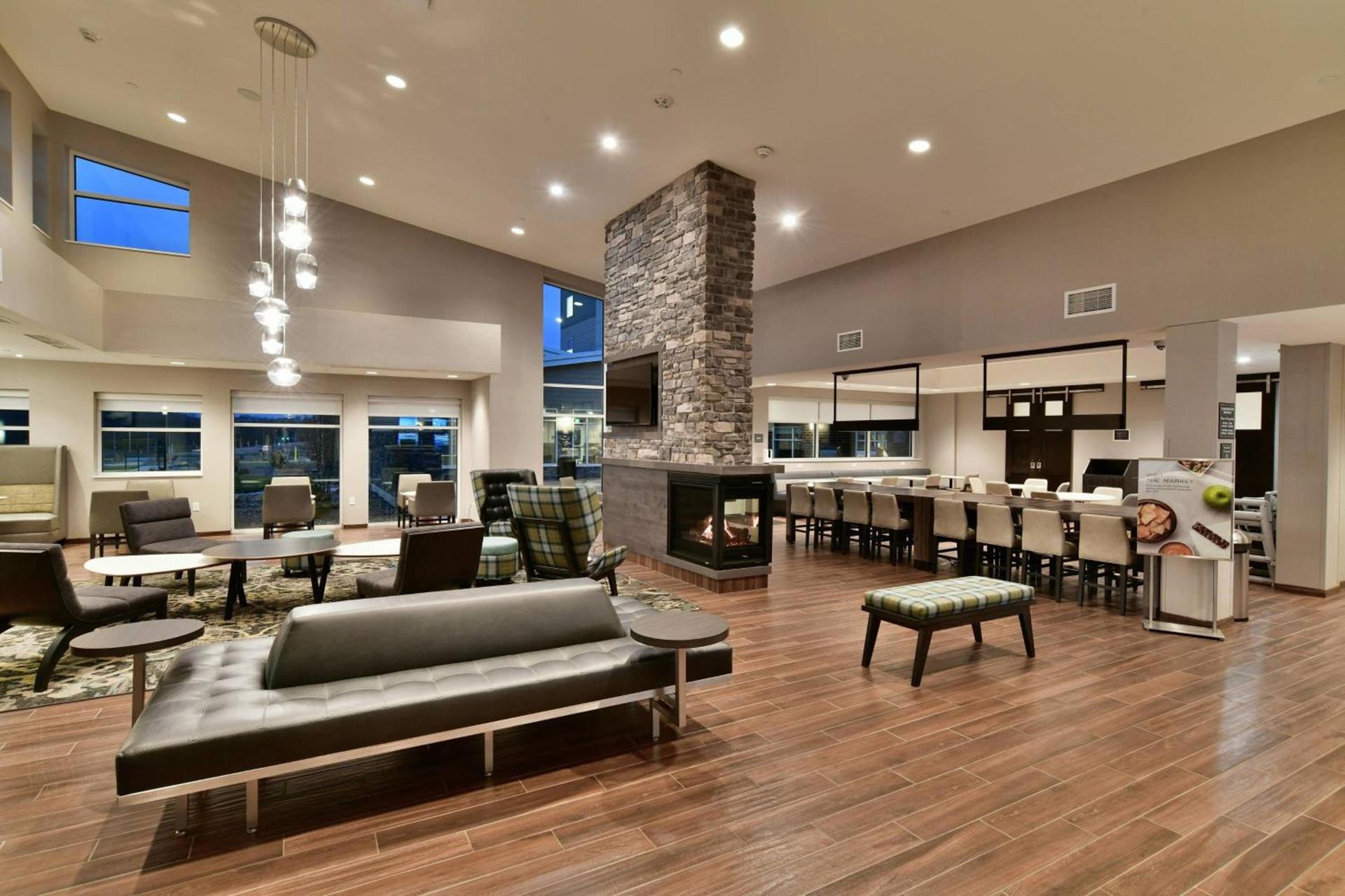 Residence Inn by Marriott Eau Claire photo 5
