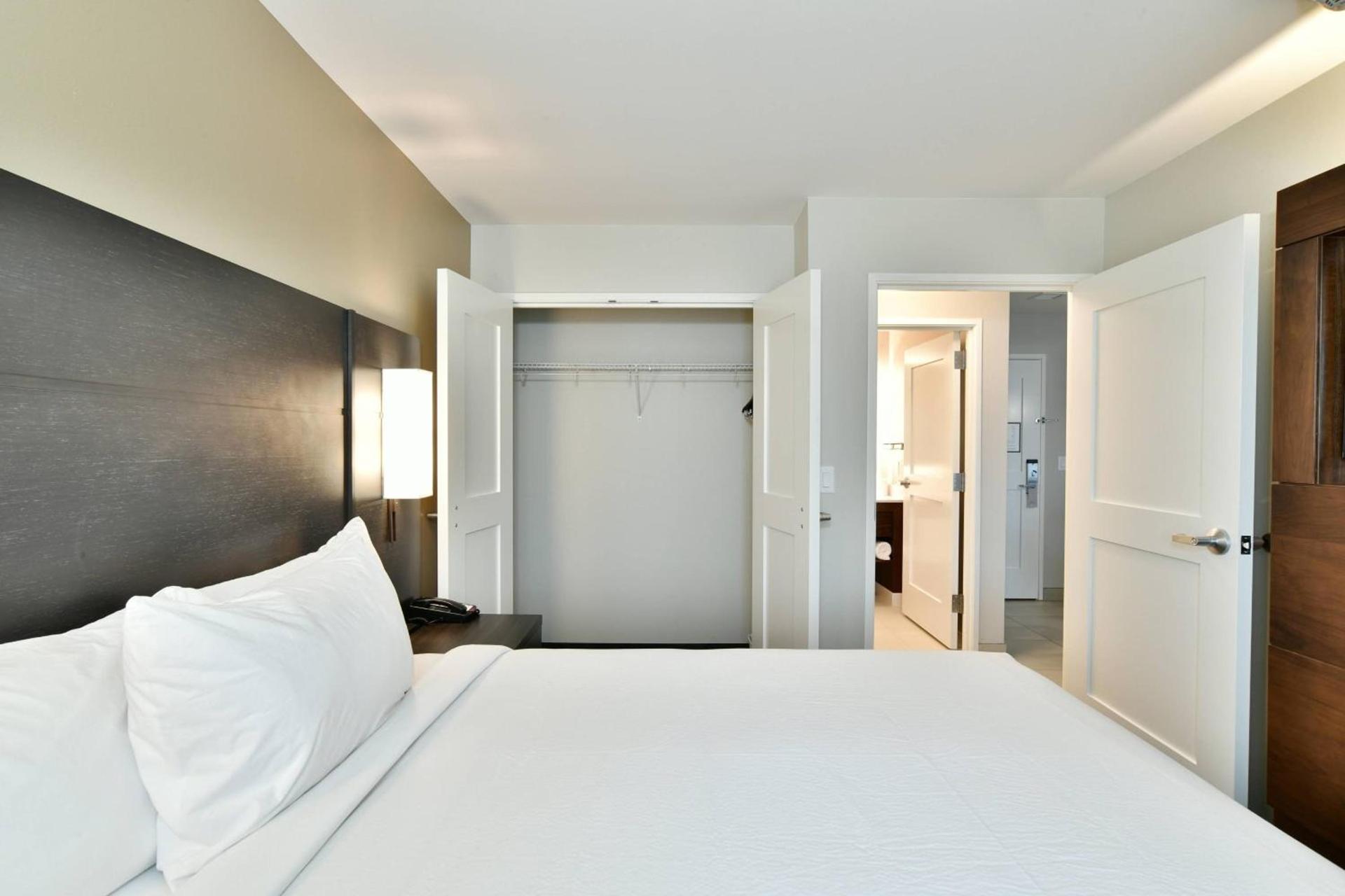 Residence Inn by Marriott Eau Claire photo 15