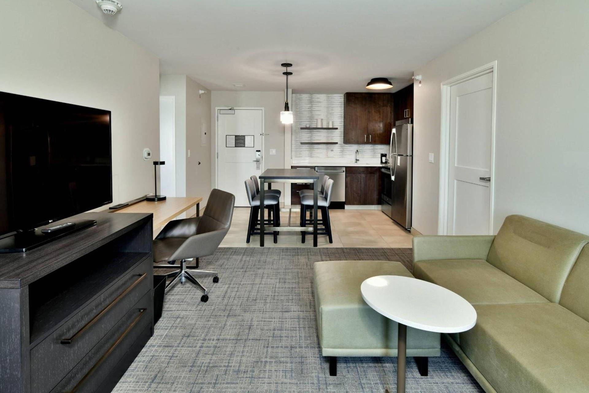 Residence Inn by Marriott Eau Claire photo 18